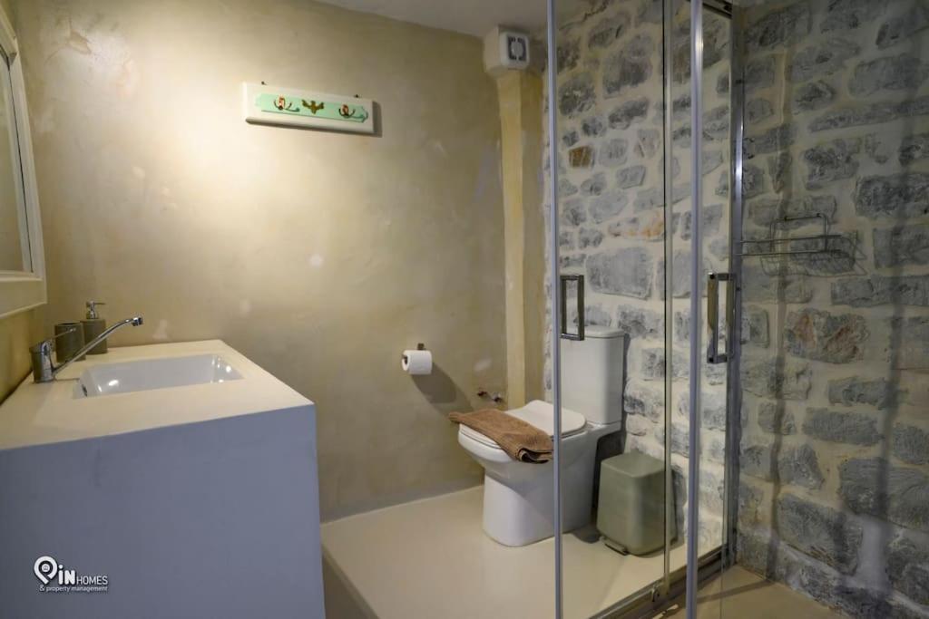 Sikies - Unique Beachfront Stone House in Alipa-Mani view 5
