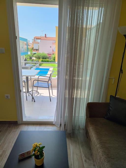 PoolView ApartmenT