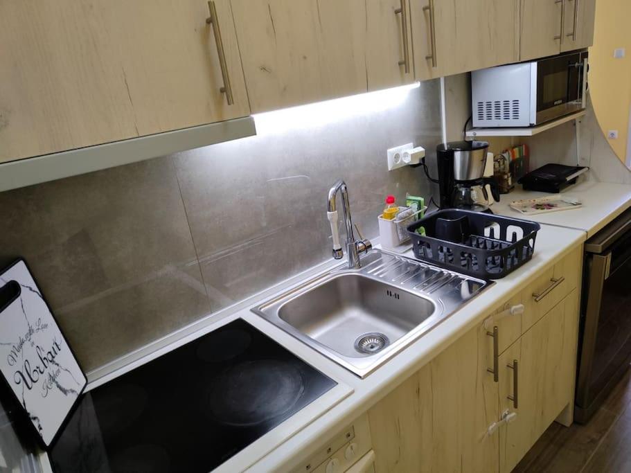 PoolView ApartmenT