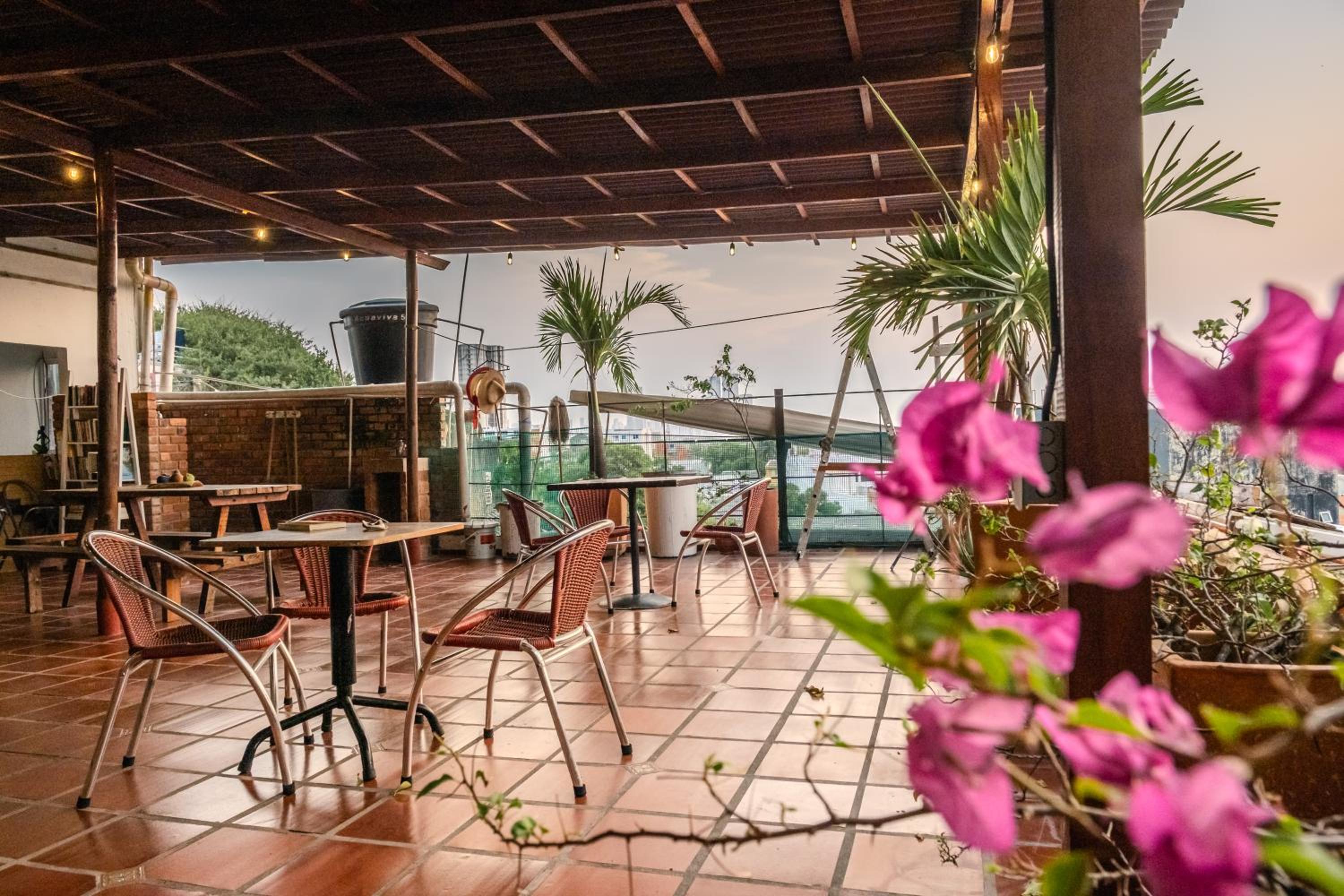 Apartamento con amplia terraza