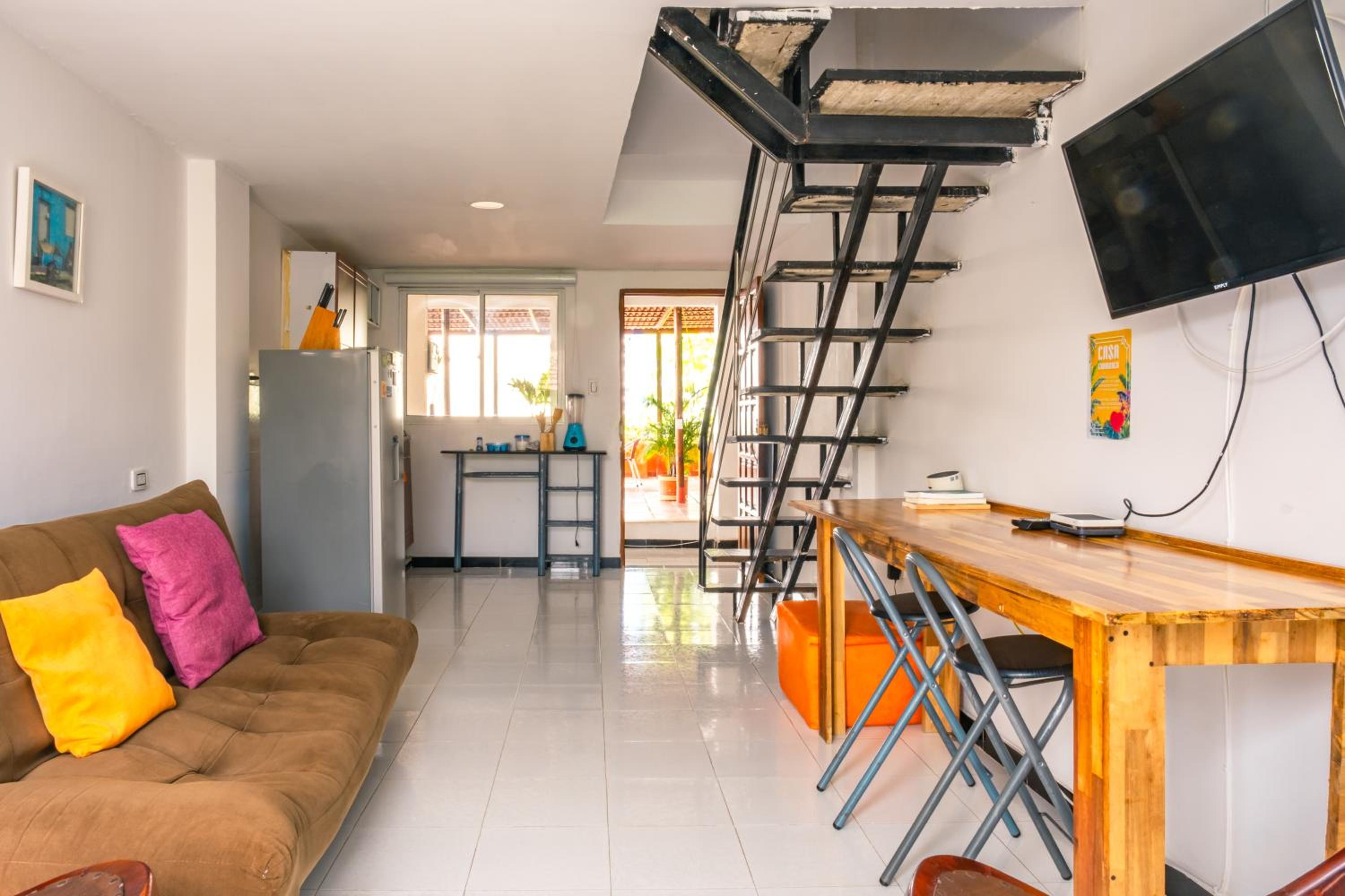Apartamento con amplia terraza