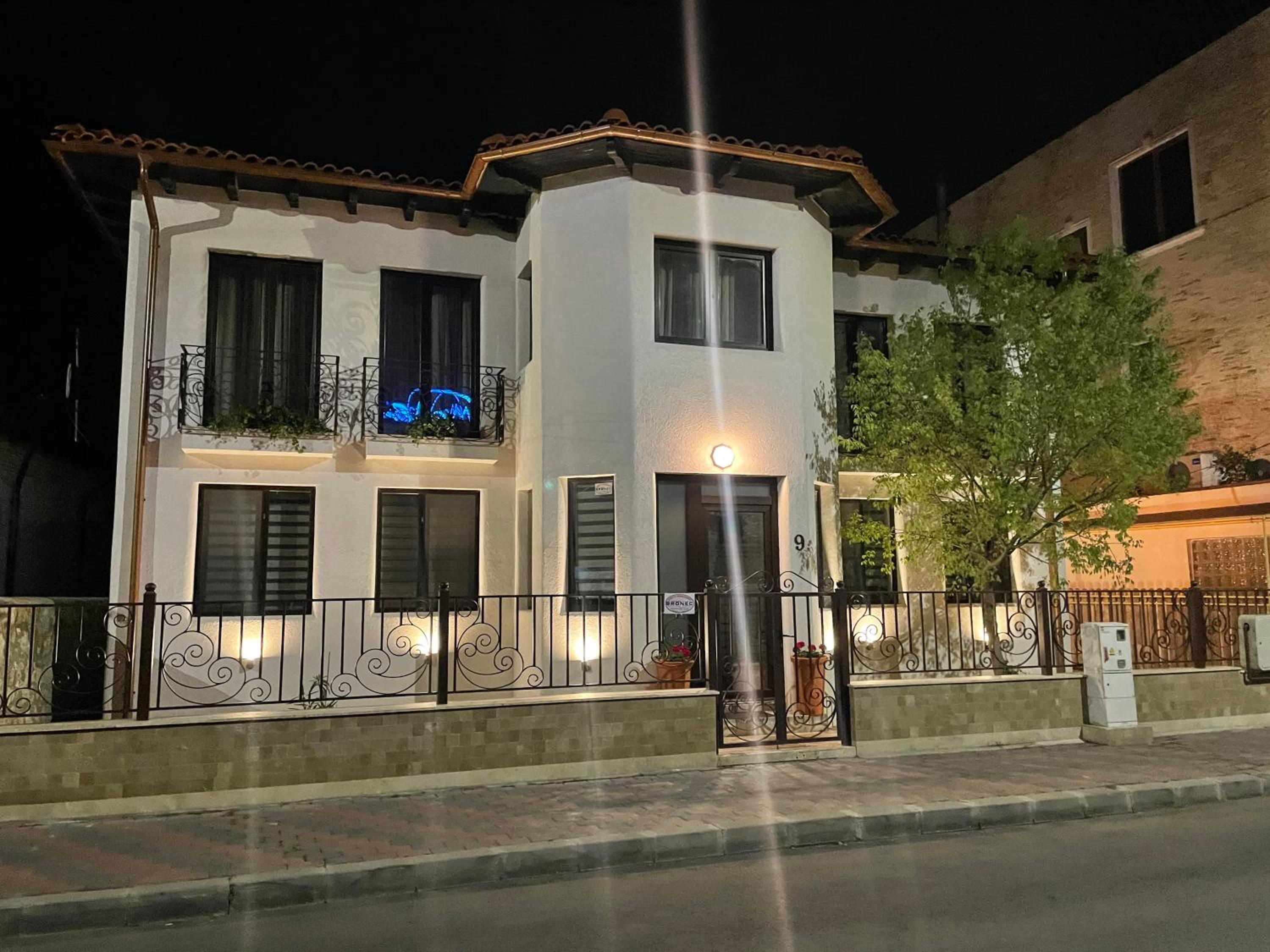 Vila Thera