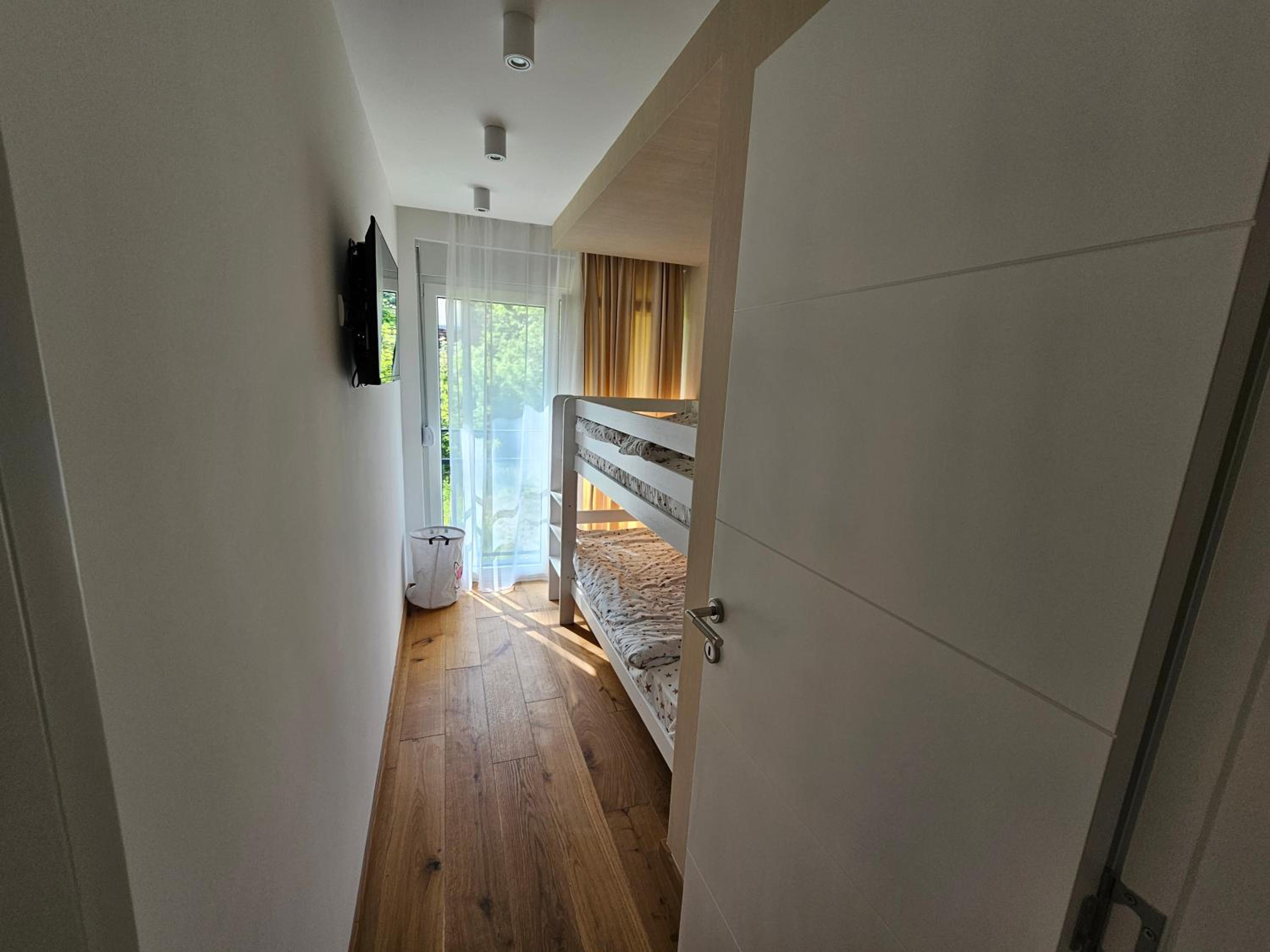 PREMIUM APARTMAN ELENI ROOMS,oaza mira i tisine u centru Vrnjacke banje