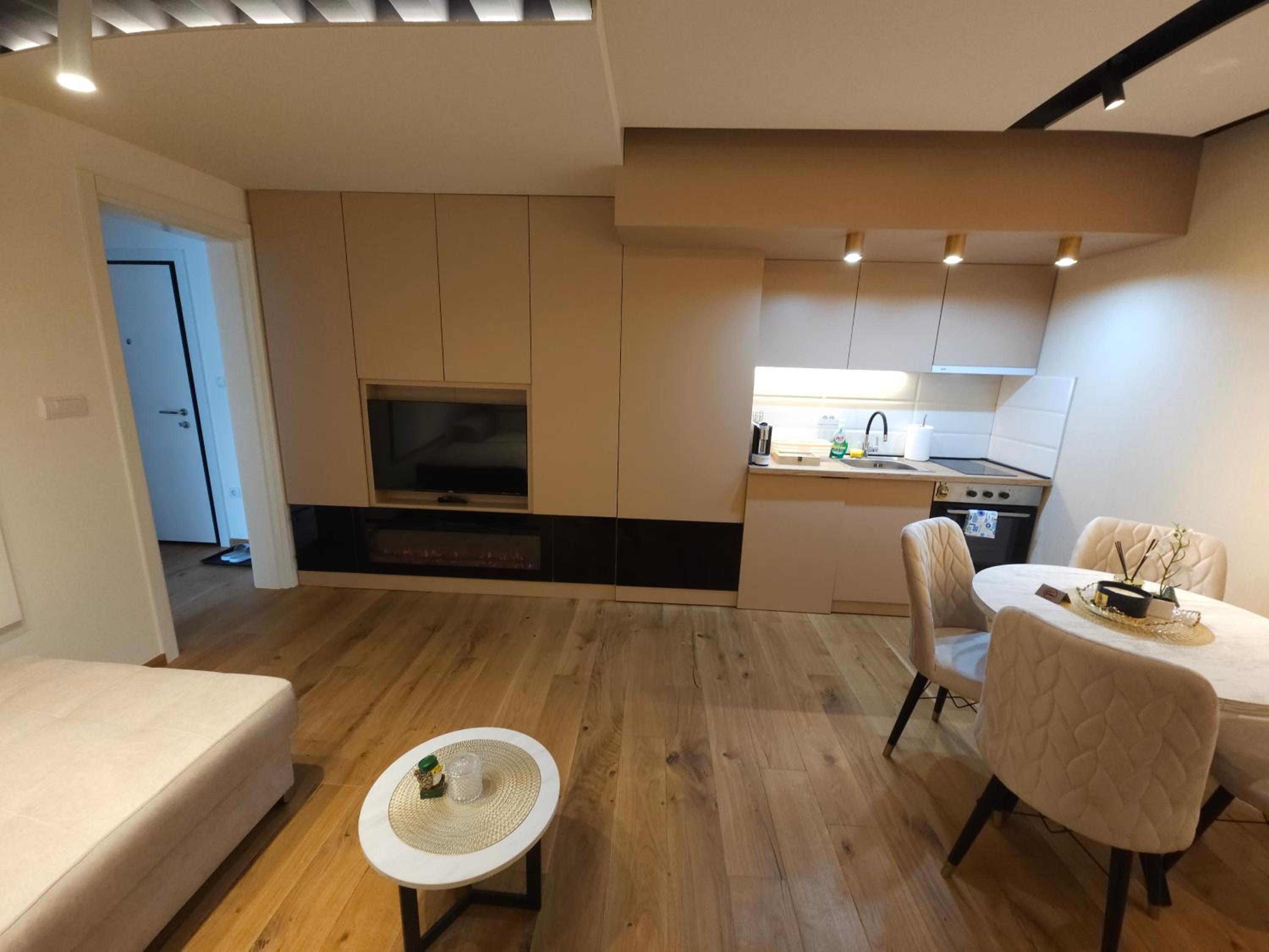 PREMIUM APARTMAN ELENI ROOMS,oaza mira i tisine u centru Vrnjacke banje