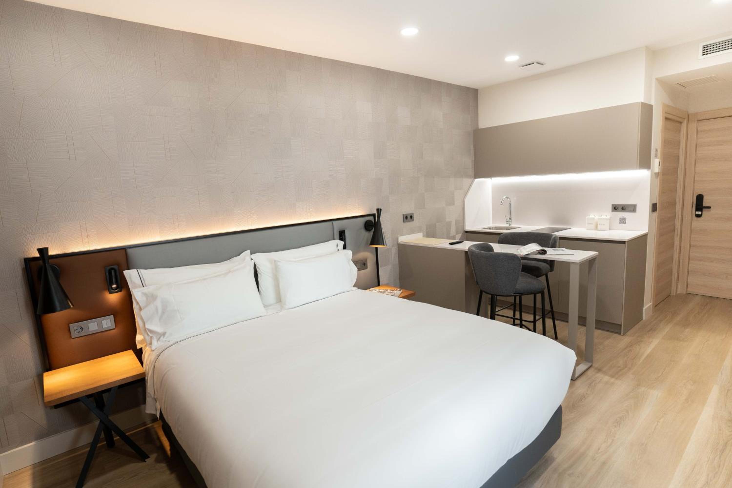 Prisma Suites