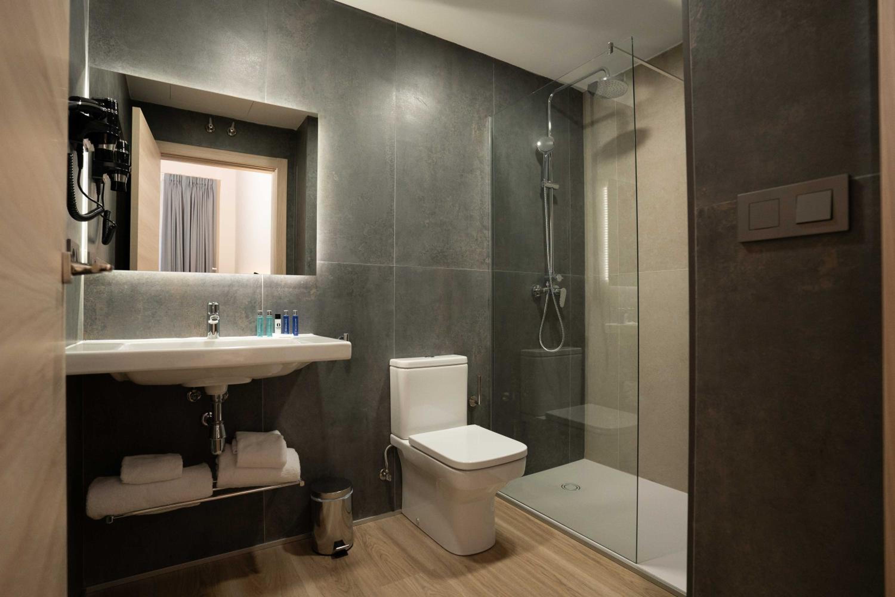 Prisma Suites