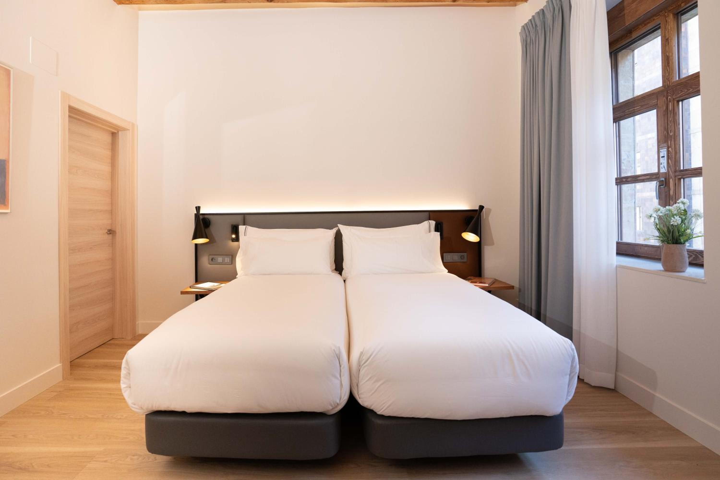 Prisma Suites