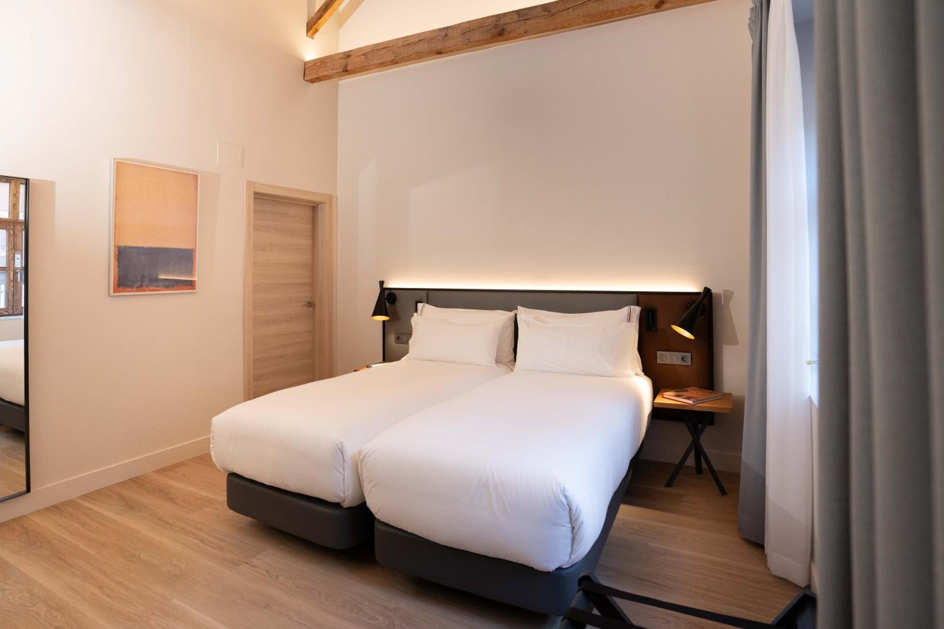 Prisma Suites