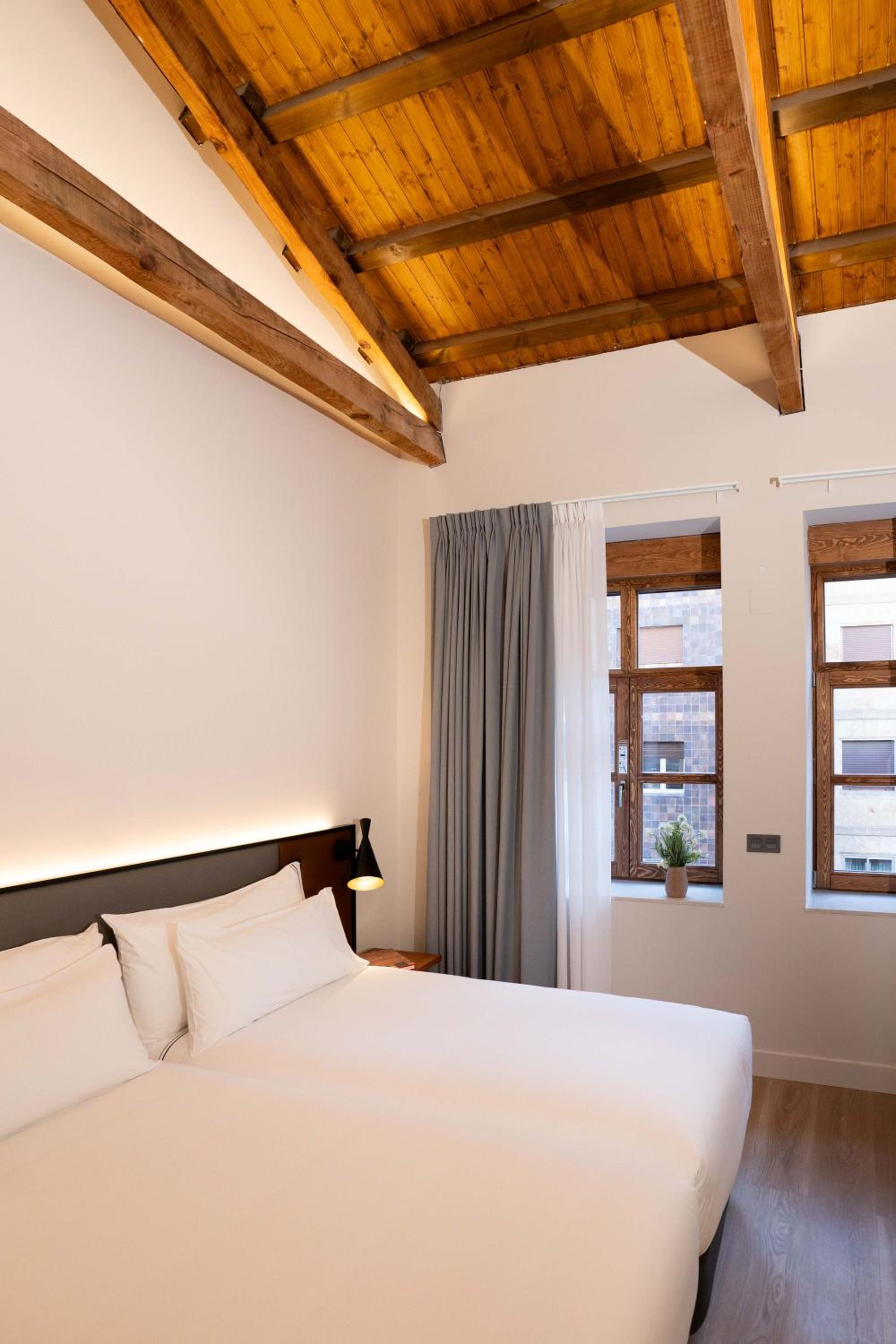 Prisma Suites