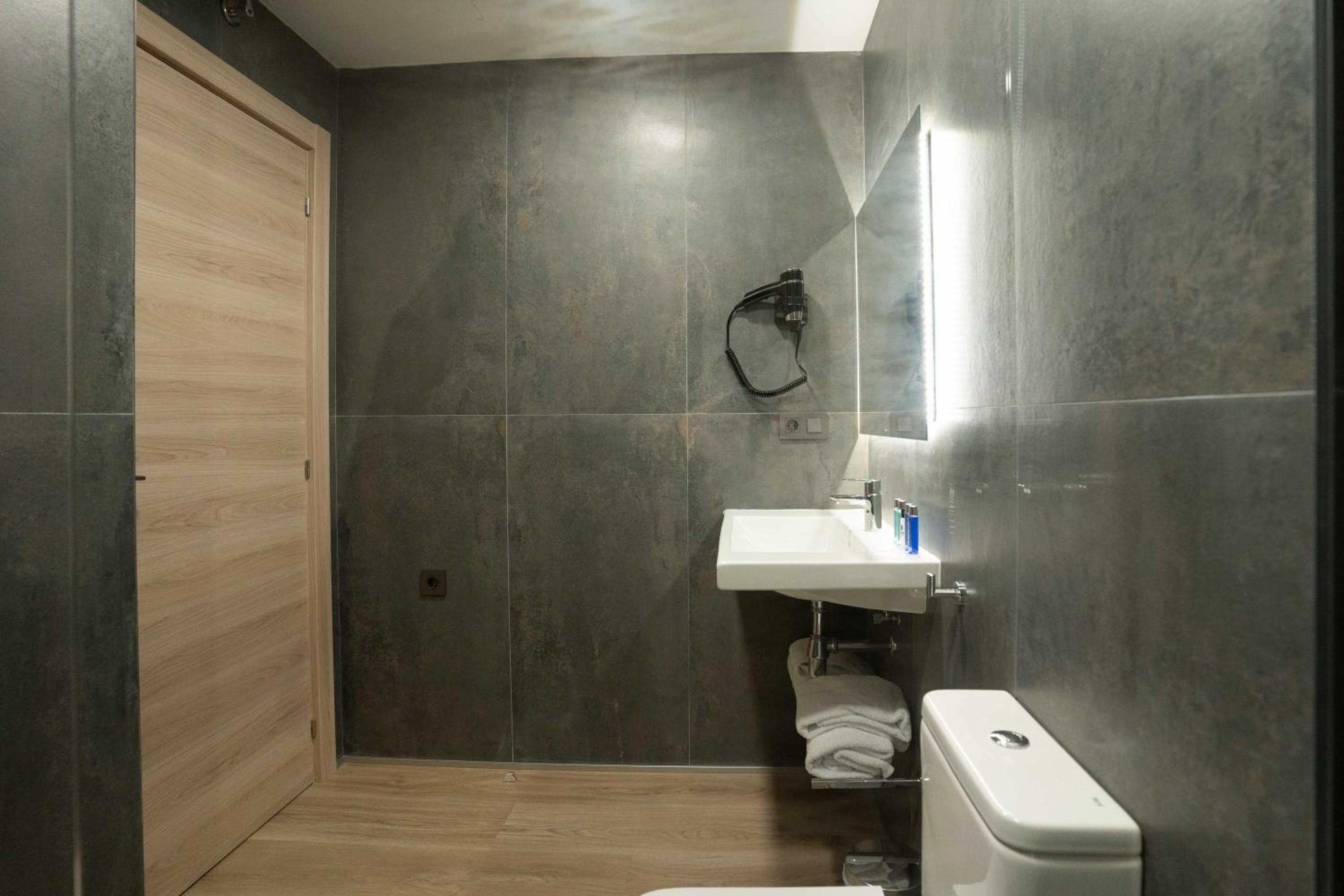 Prisma Suites