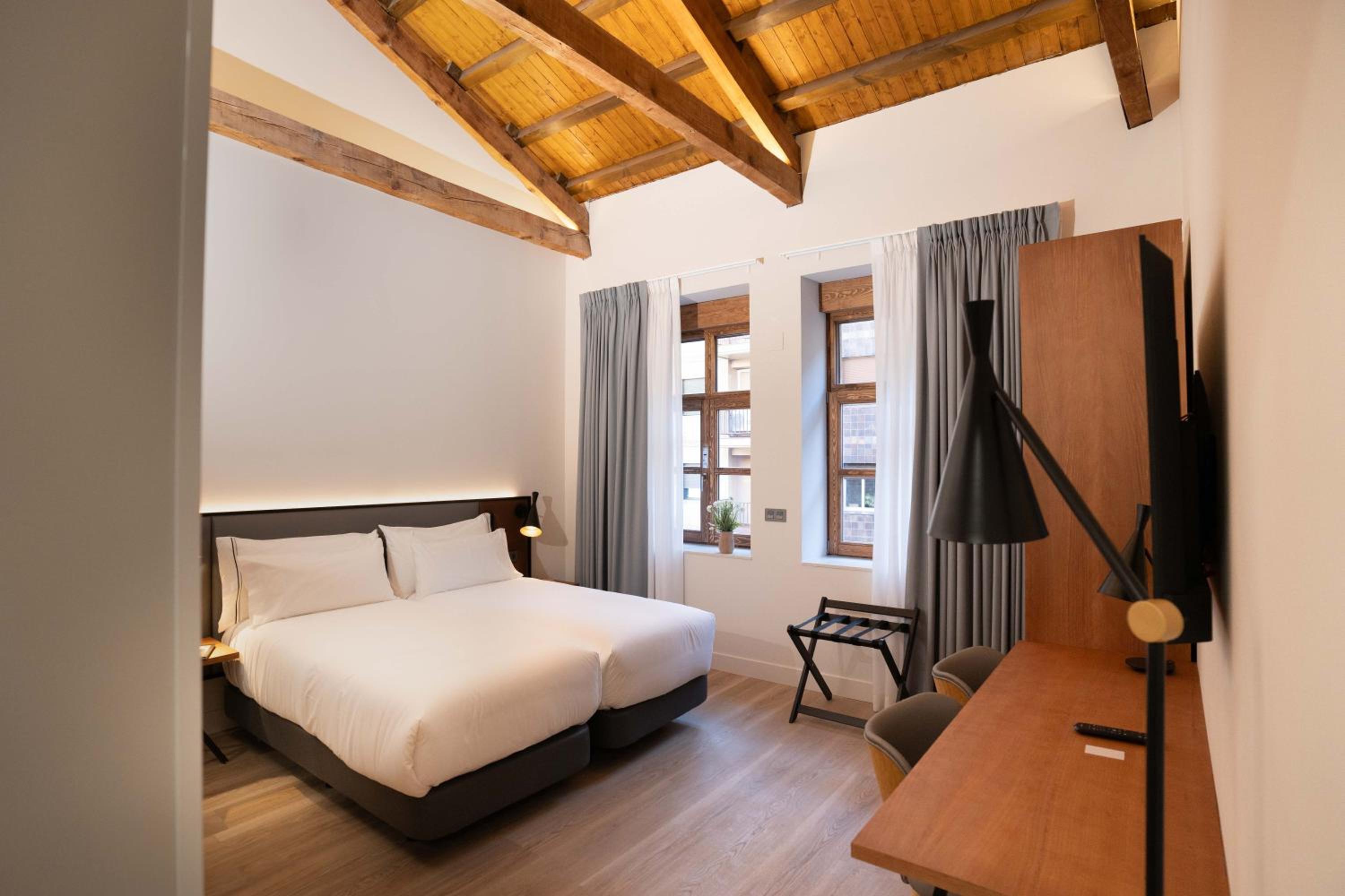 Prisma Suites