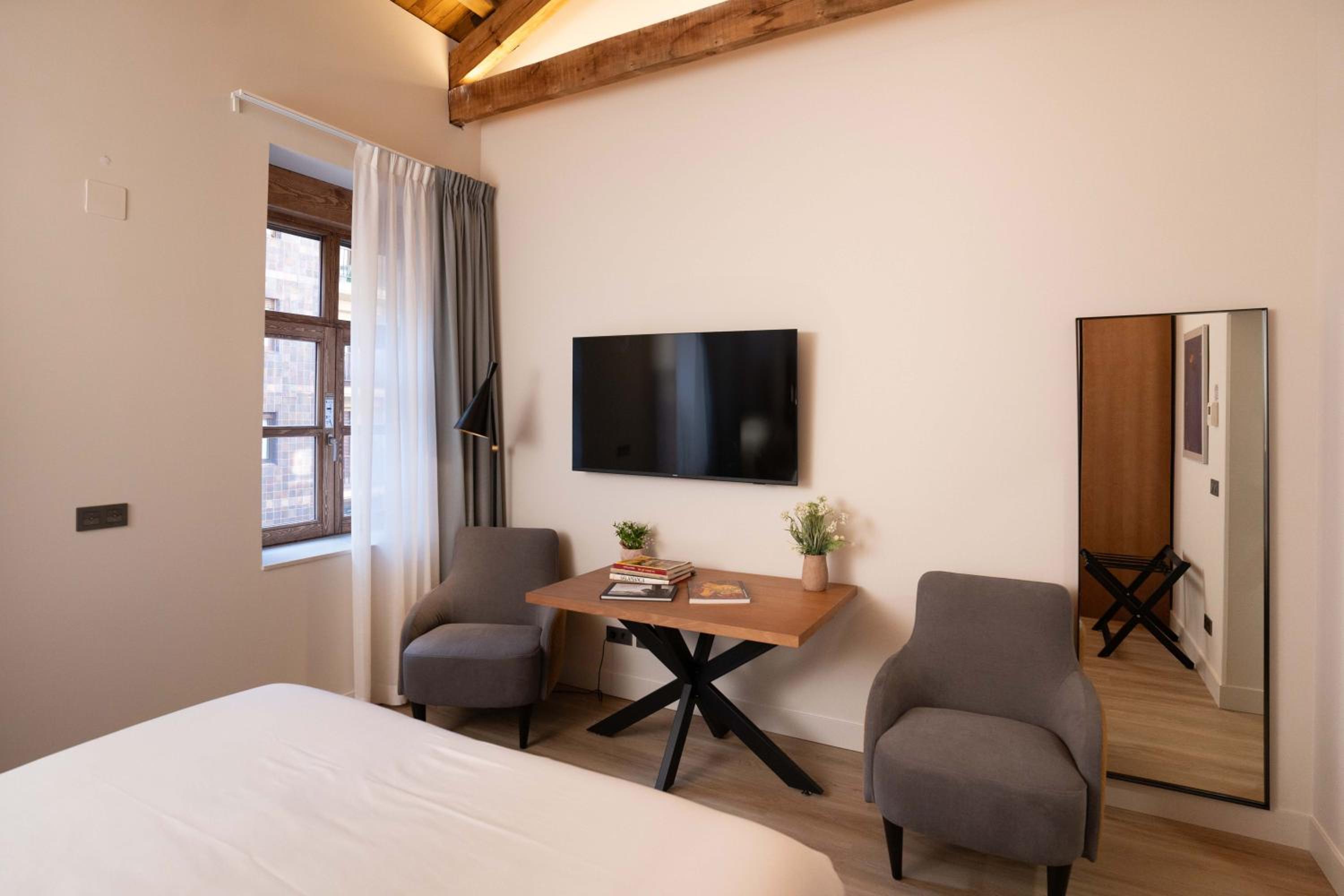 Prisma Suites