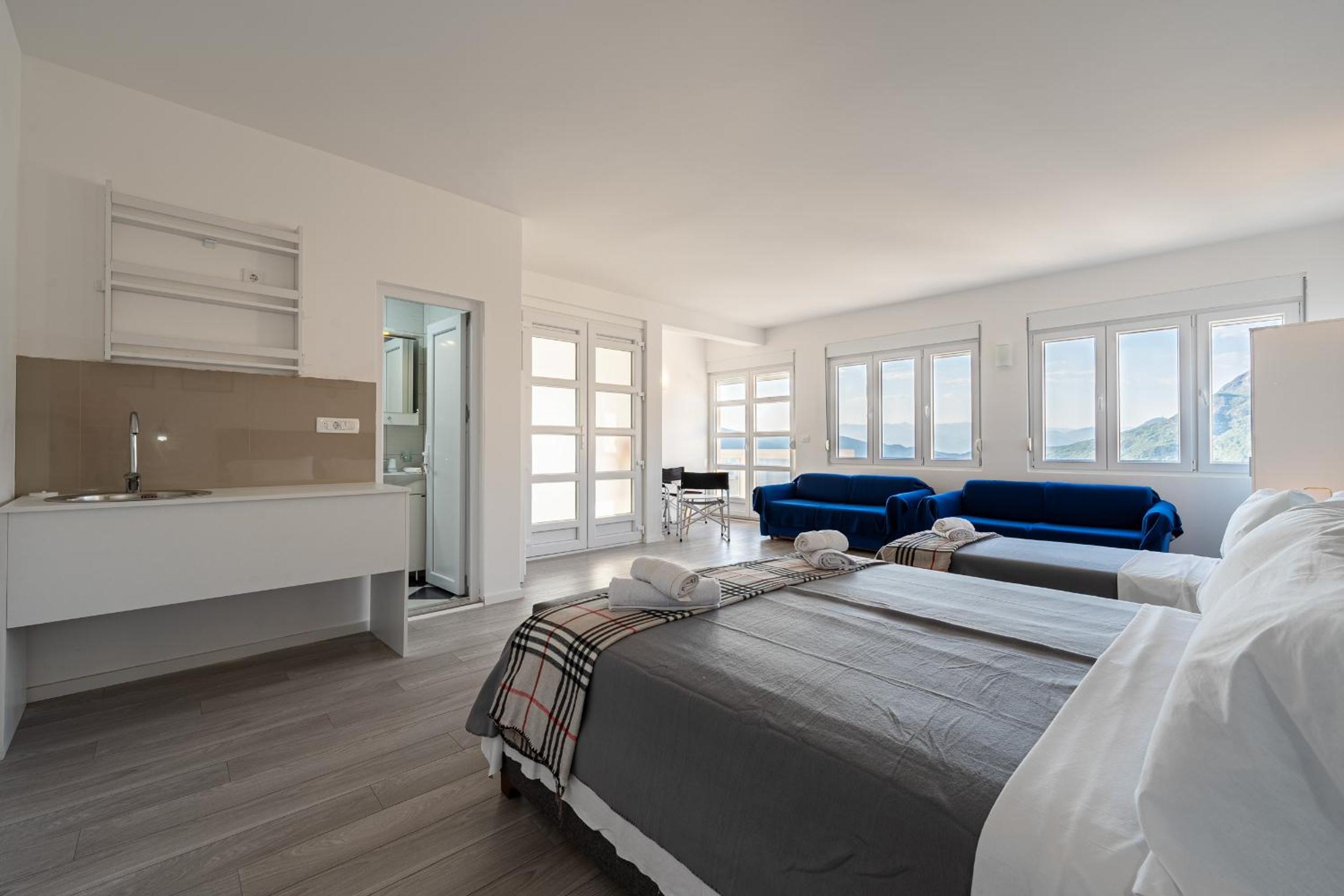 Regina Residence