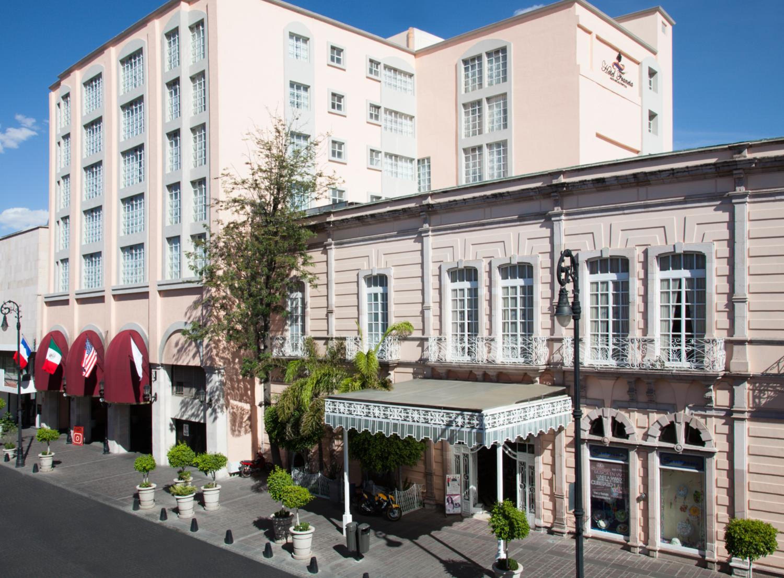 Hotel Francia Aguascalientes - Image 1