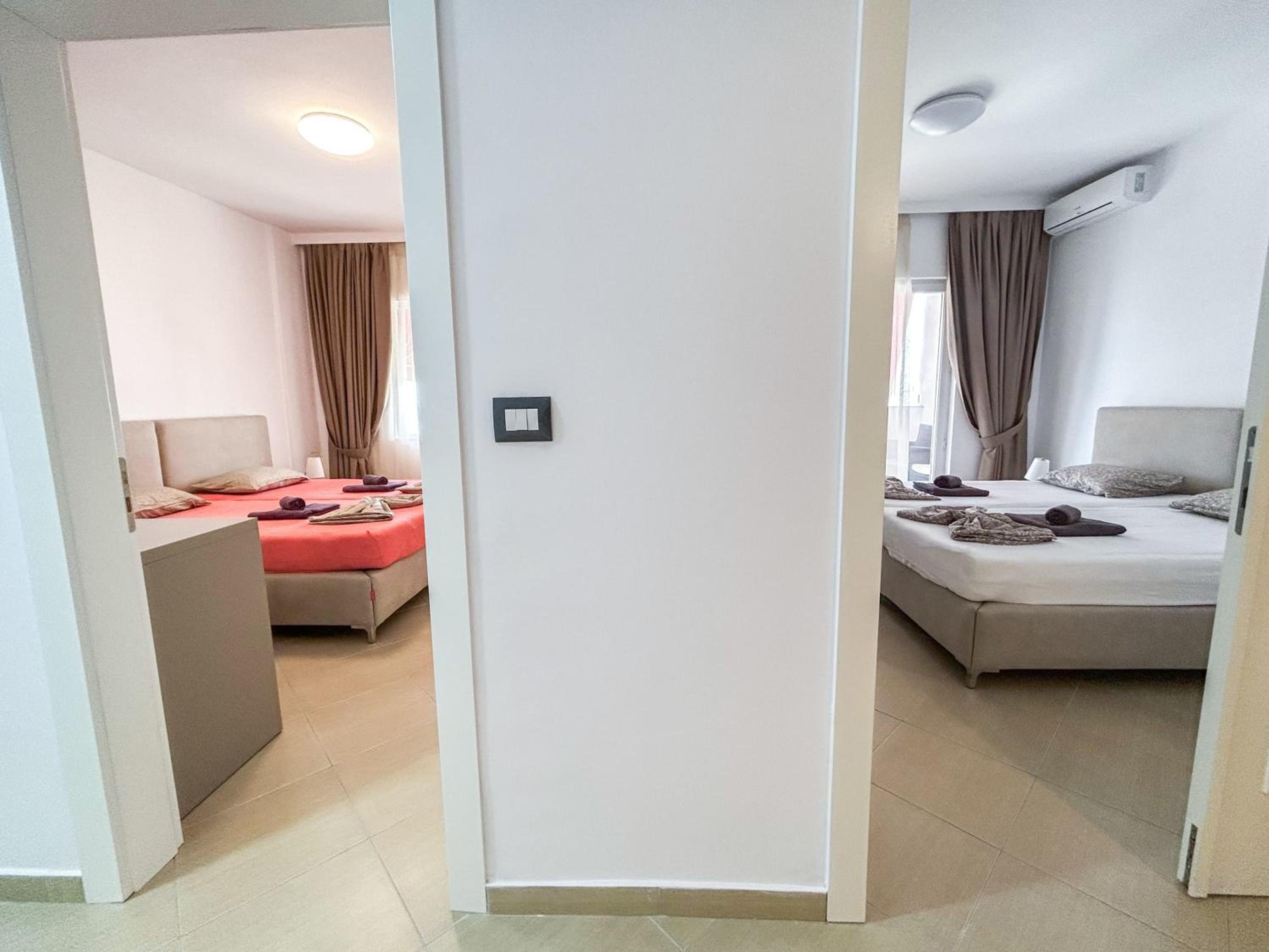 Top Location, Two bedrooms 973