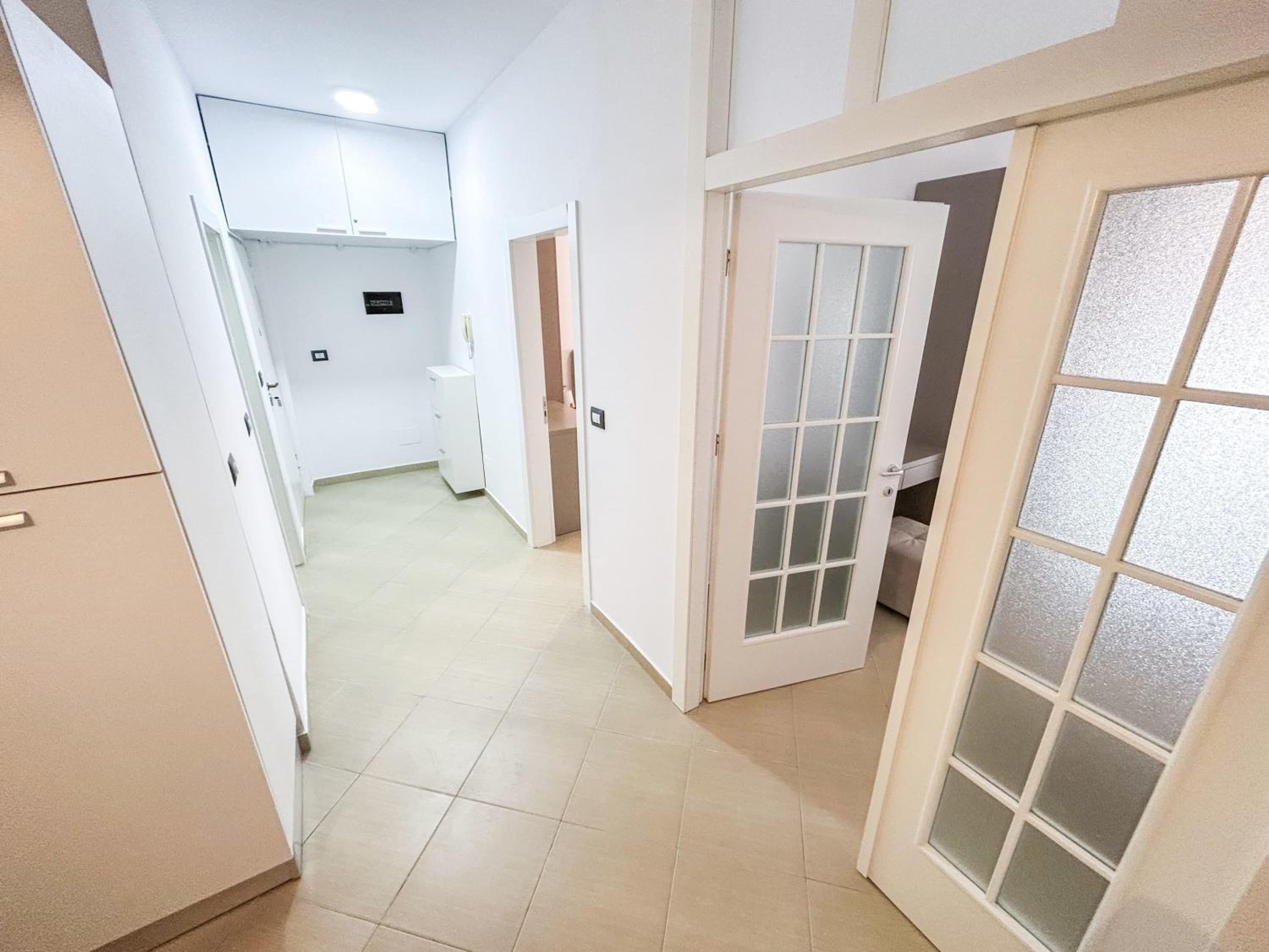 Top Location, Two bedrooms 973