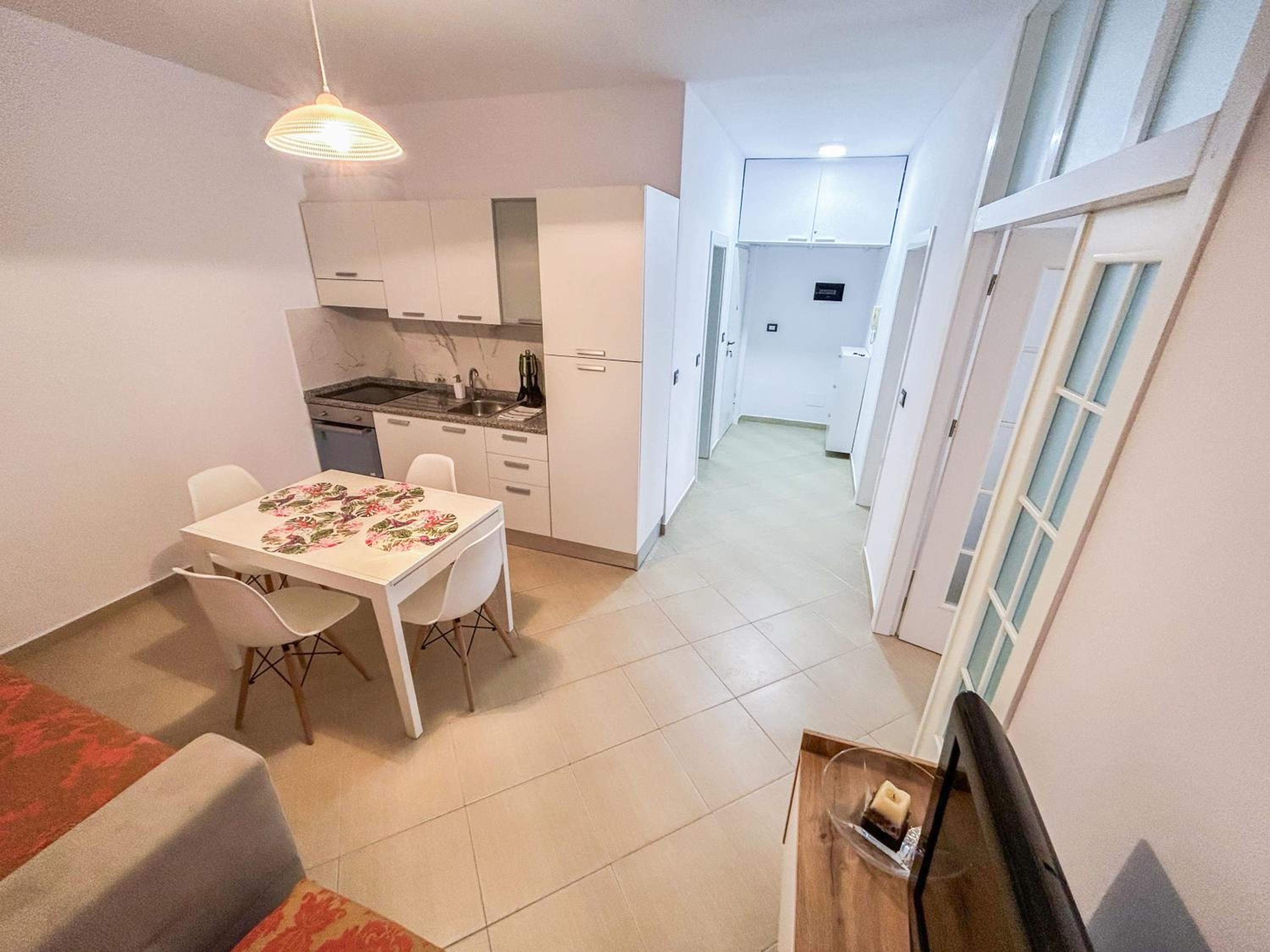 Top Location, Two bedrooms 973