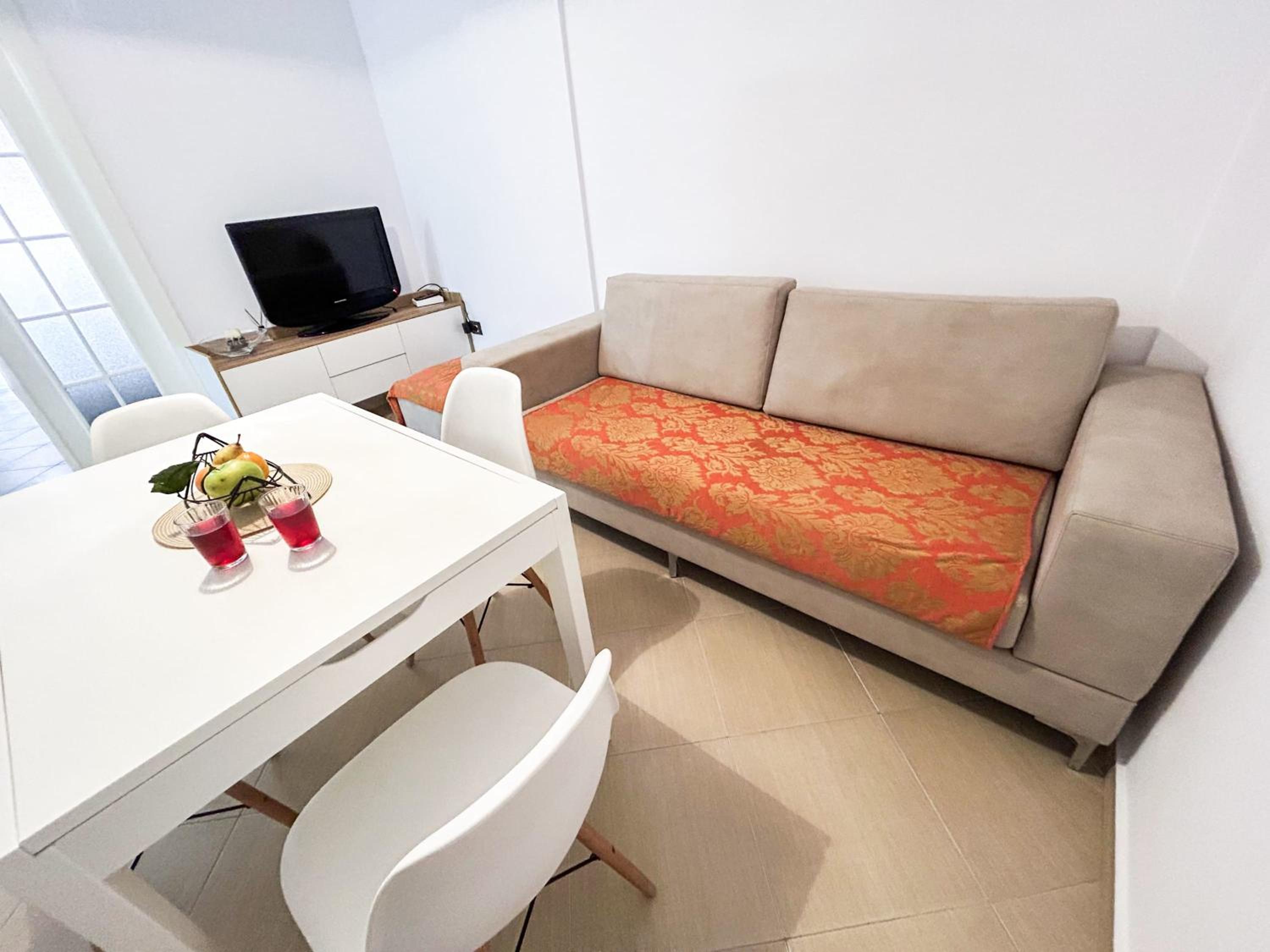 Top Location, Two bedrooms 973