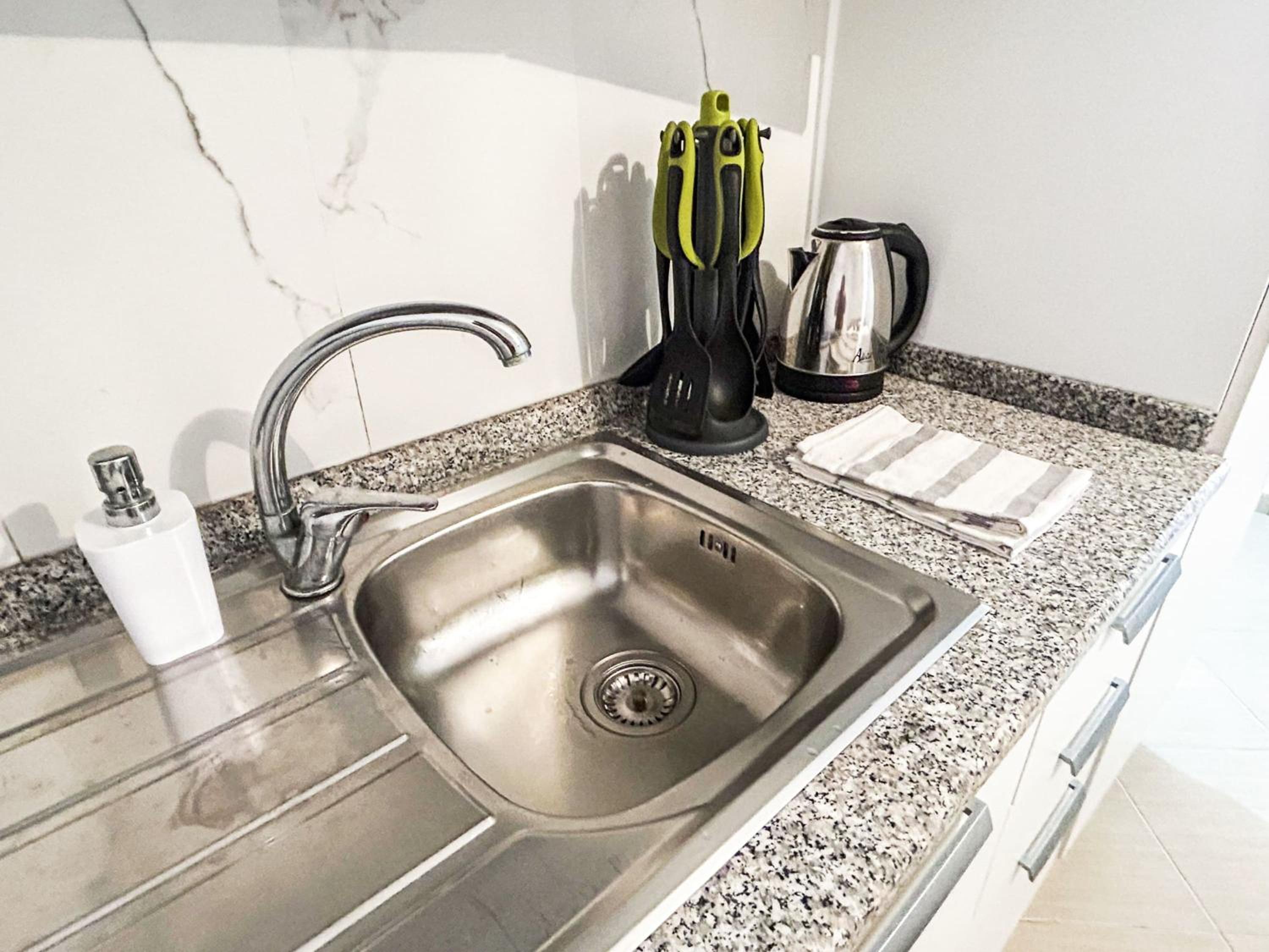 Top Location, Two bedrooms 973