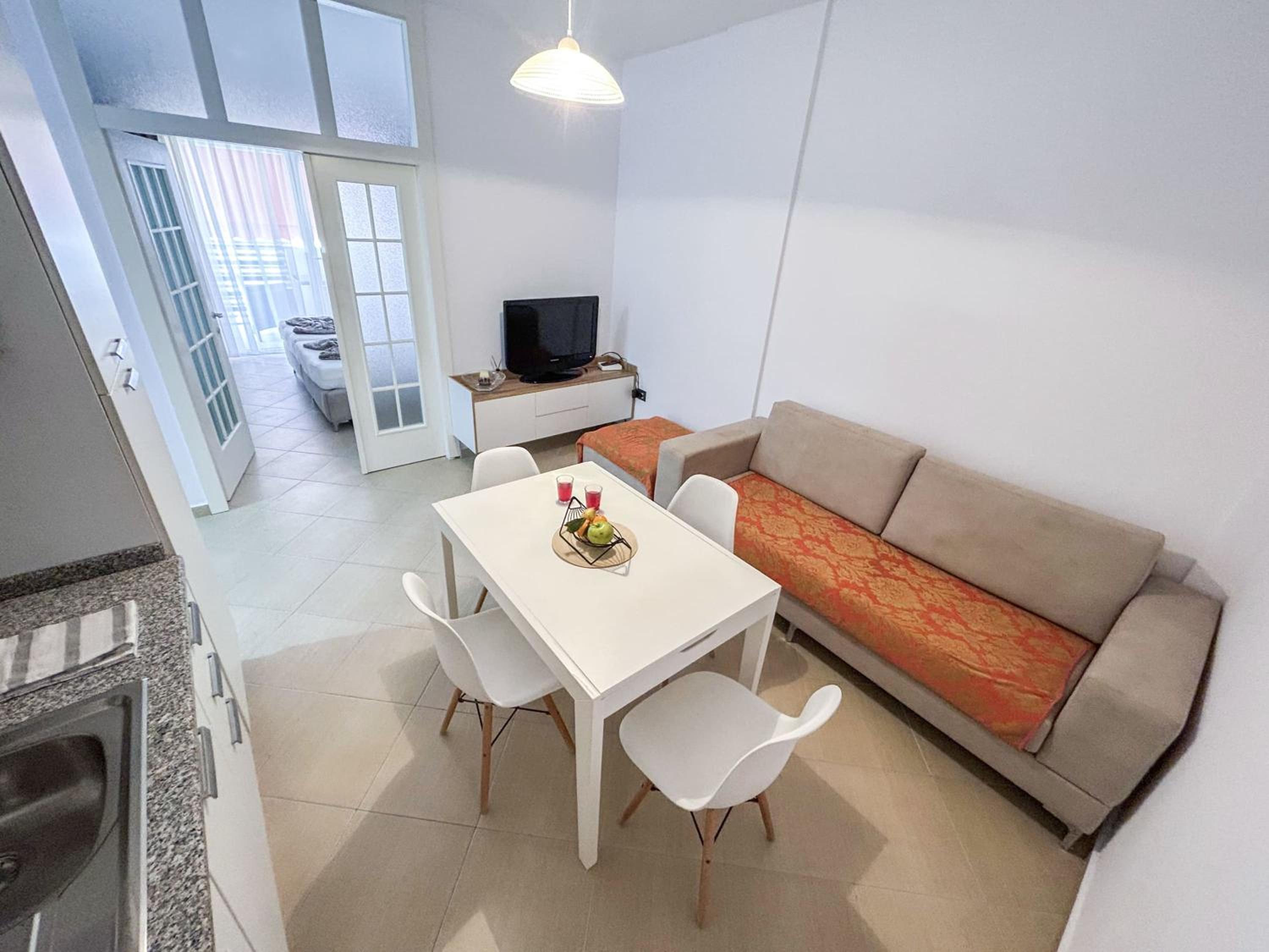 Top Location, Two bedrooms 973