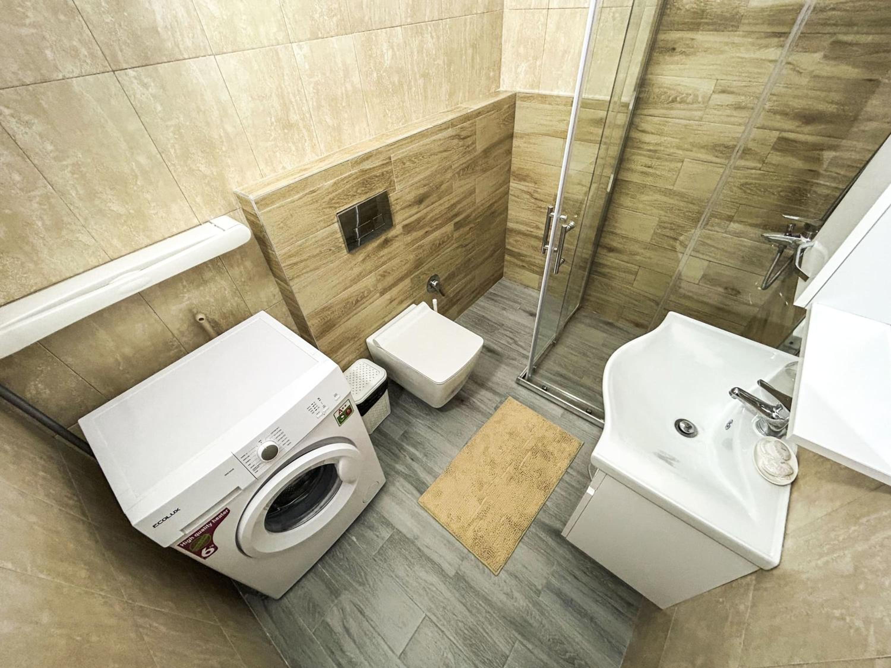 Top Location, Two bedrooms 973
