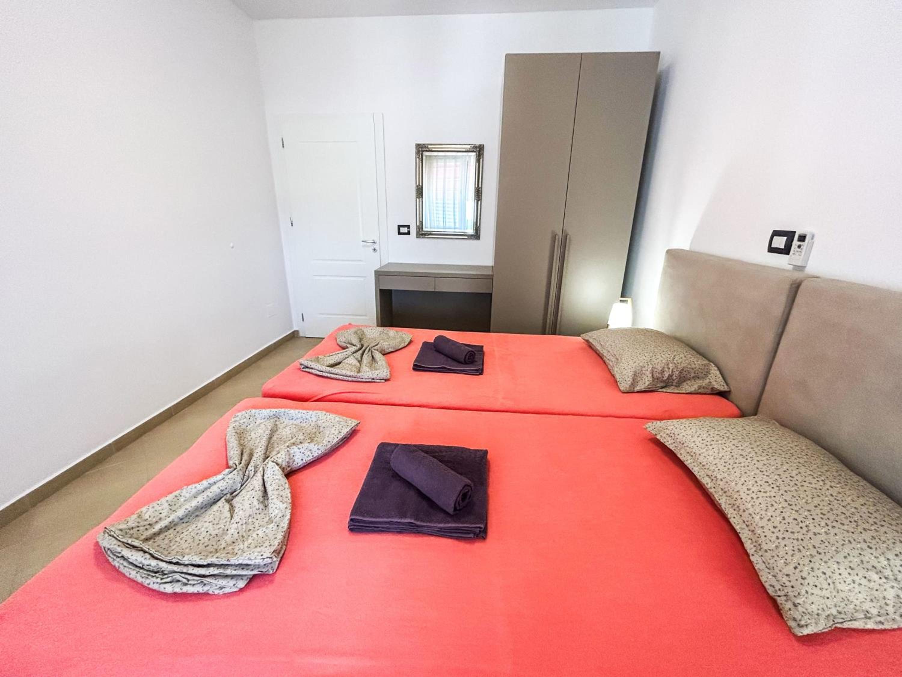 Top Location, Two bedrooms 973