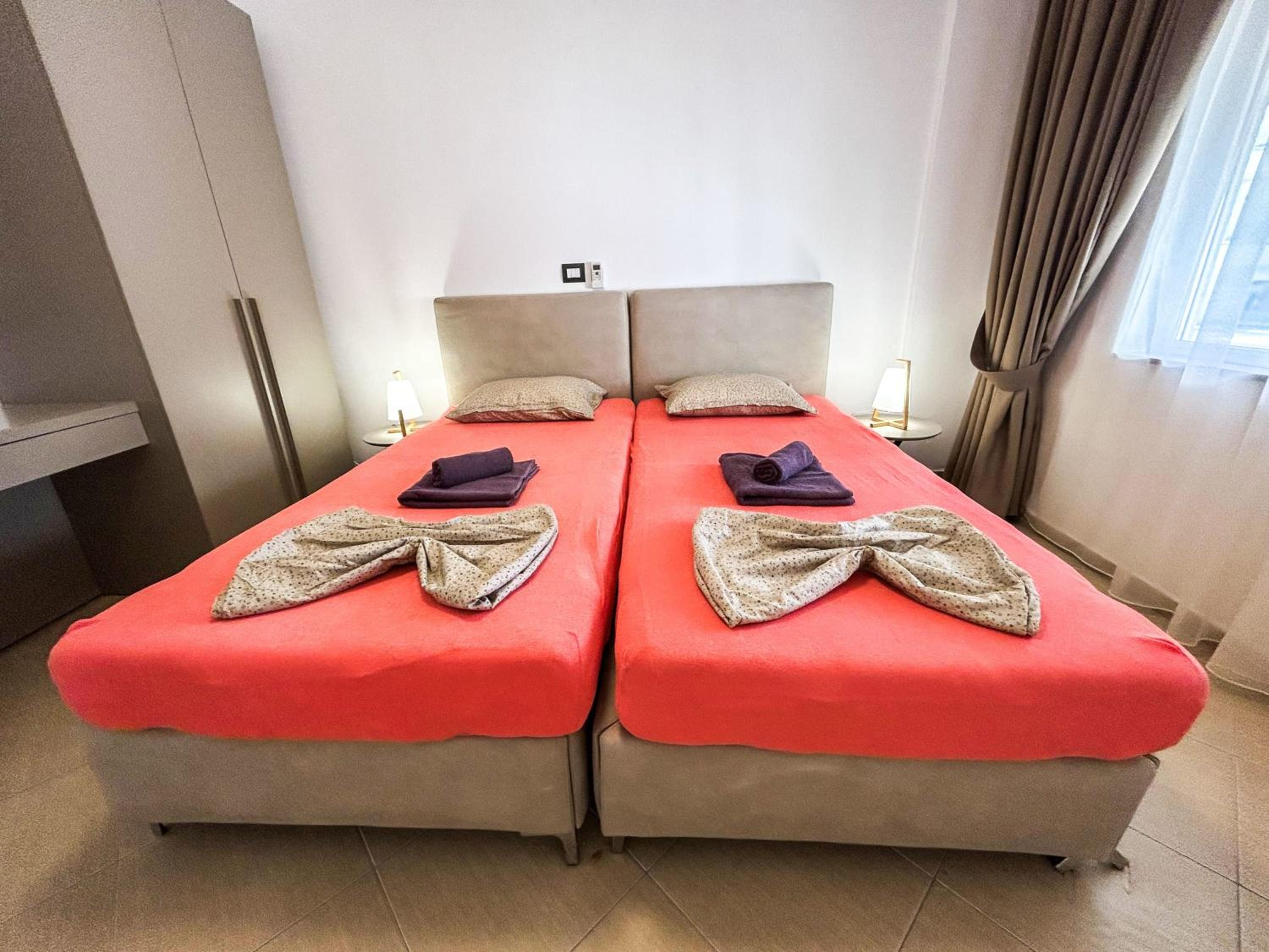 Top Location, Two bedrooms 973