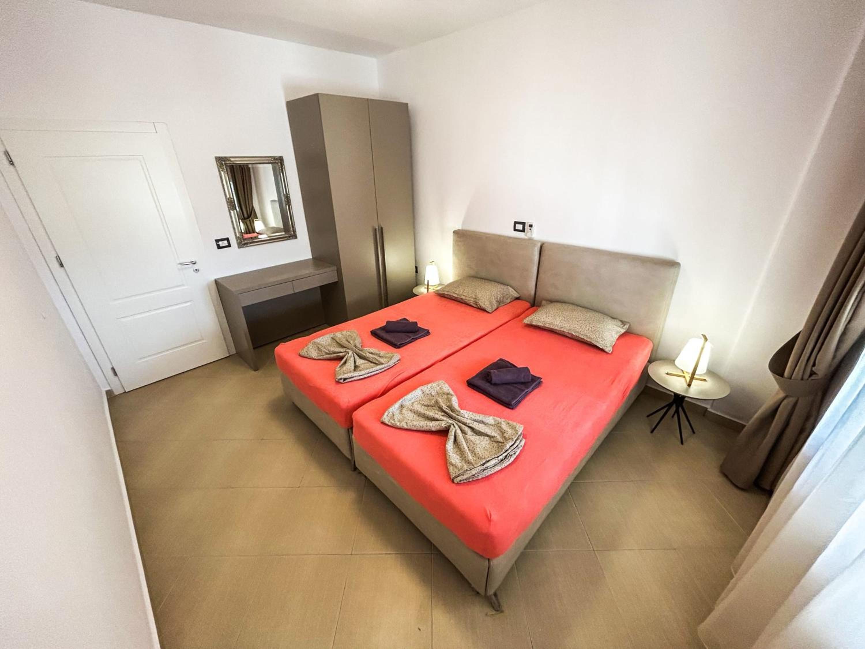 Top Location, Two bedrooms 973