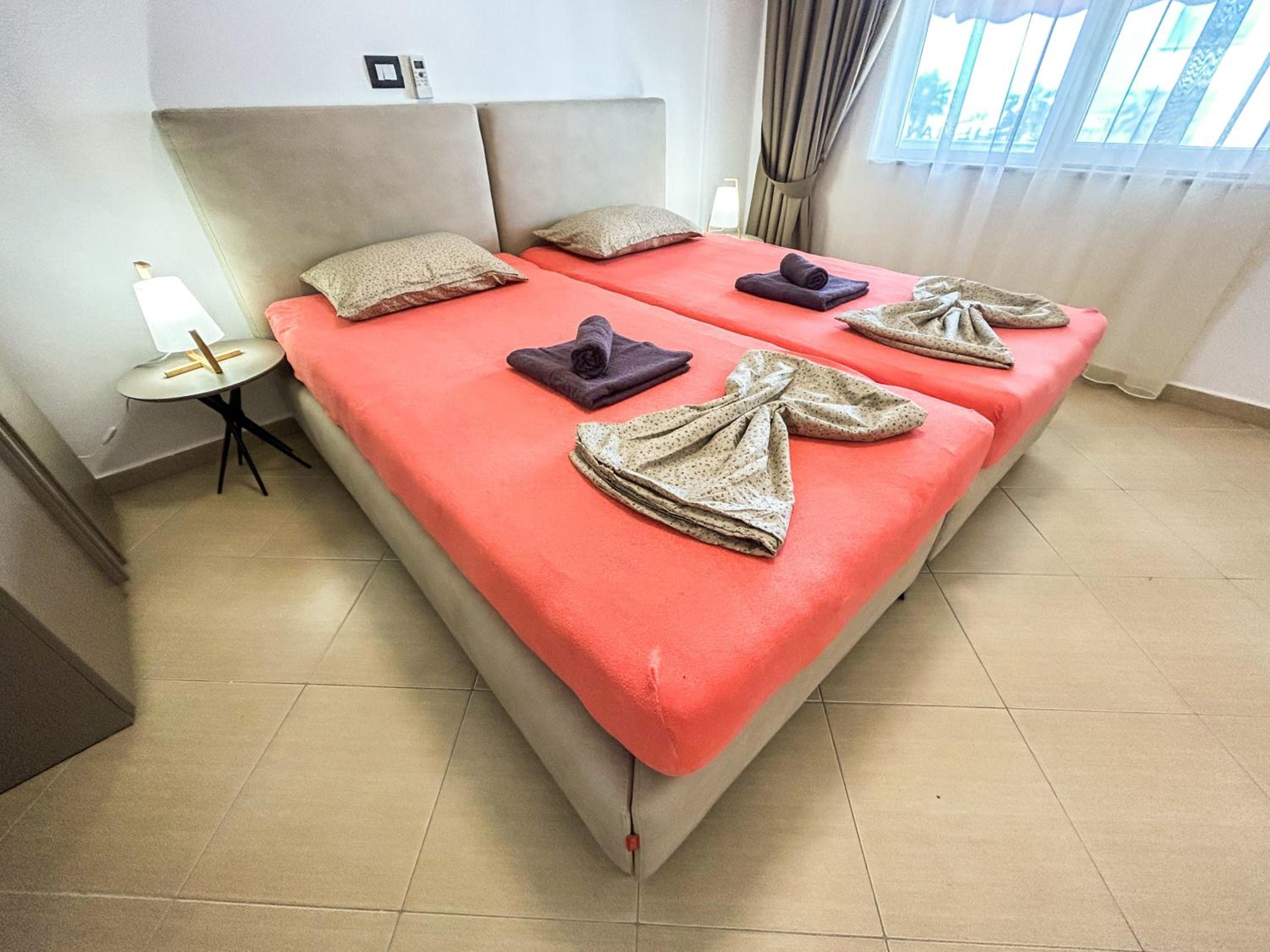 Top Location, Two bedrooms 973