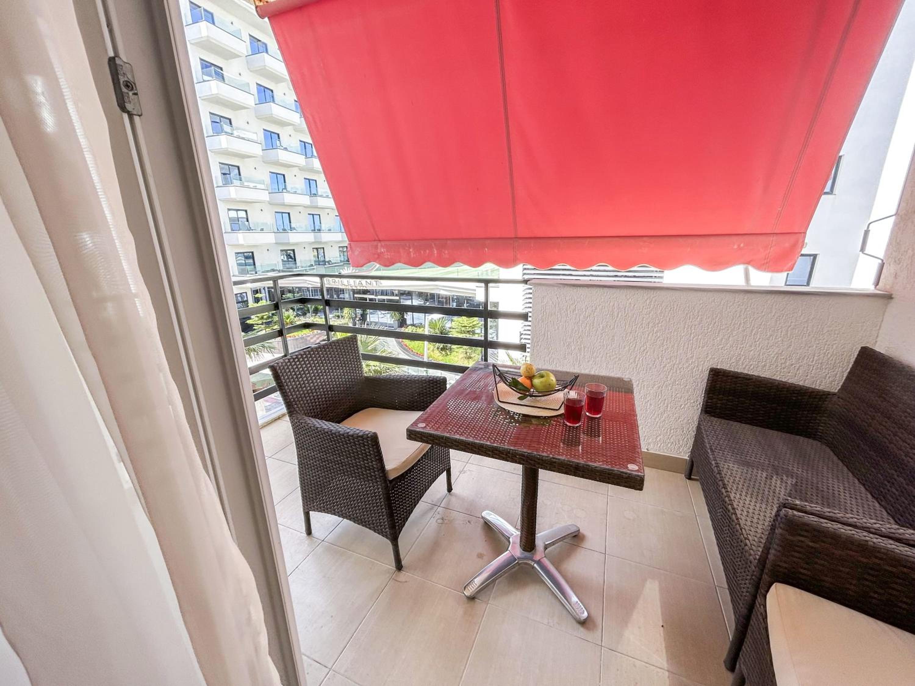 Top Location, Two bedrooms 973