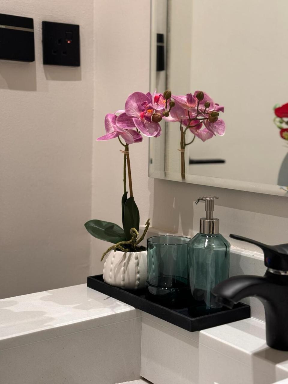 RATEEL APARTMENT