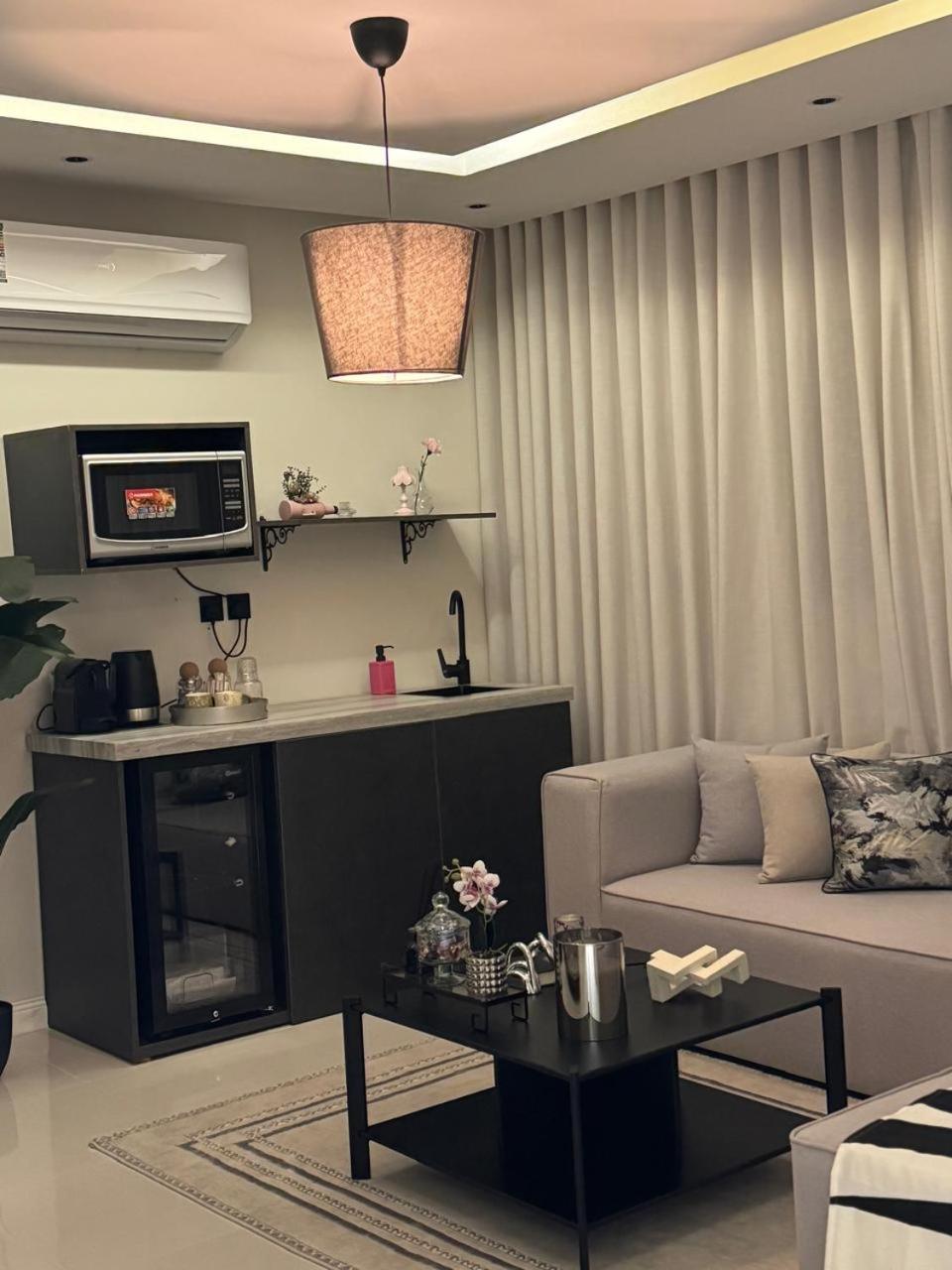 RATEEL APARTMENT