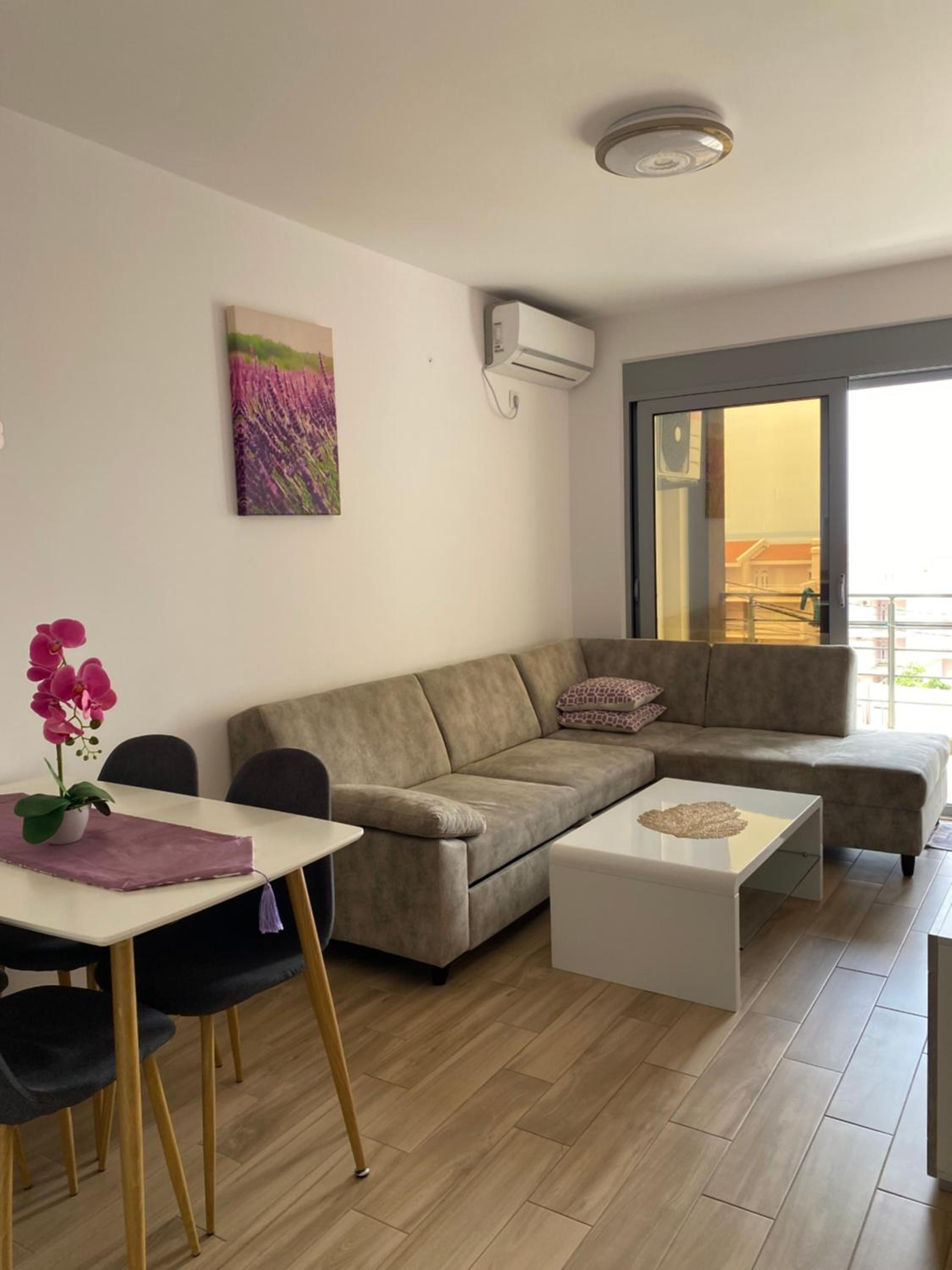 Sunrise apartmani