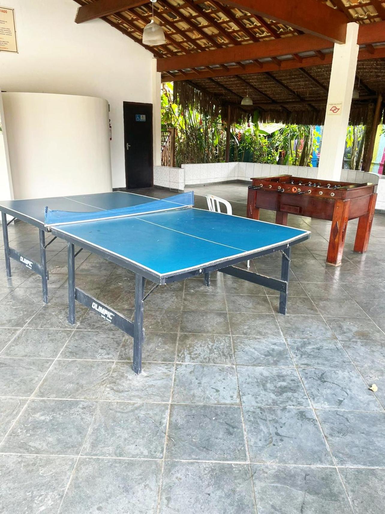 400 m te Separam das Areias da Praia de Boraceia, casa com piscina aquecida para ate 12 pessoas