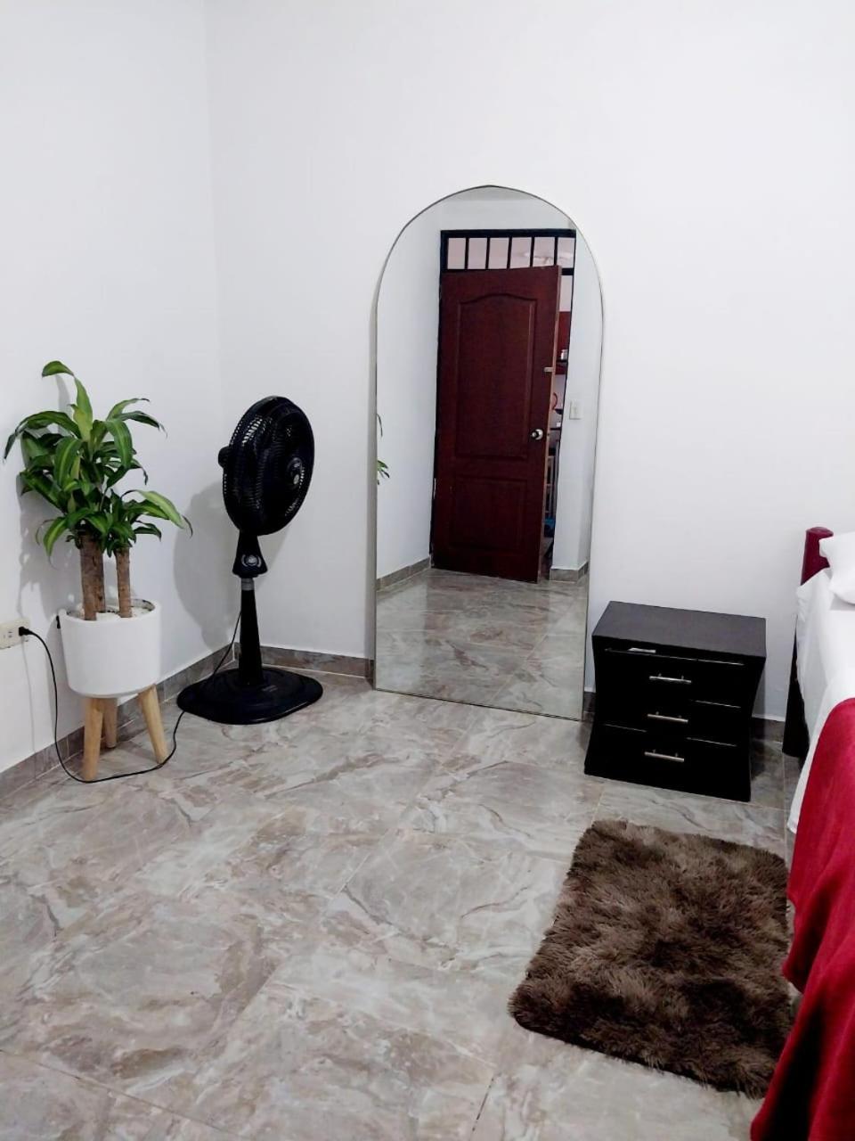 Habitación Cómoda en Familia