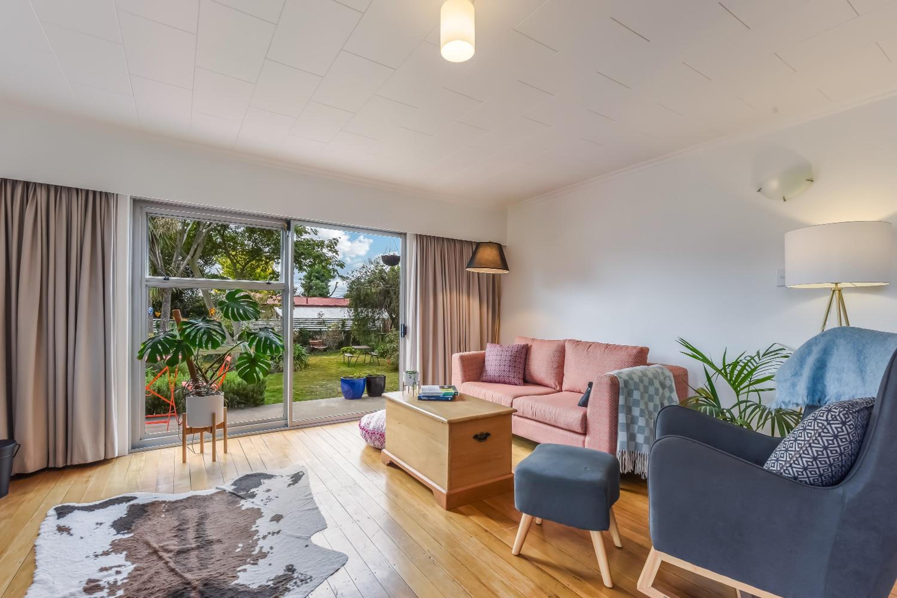 Lush Oasis - Blenheim Holiday Home