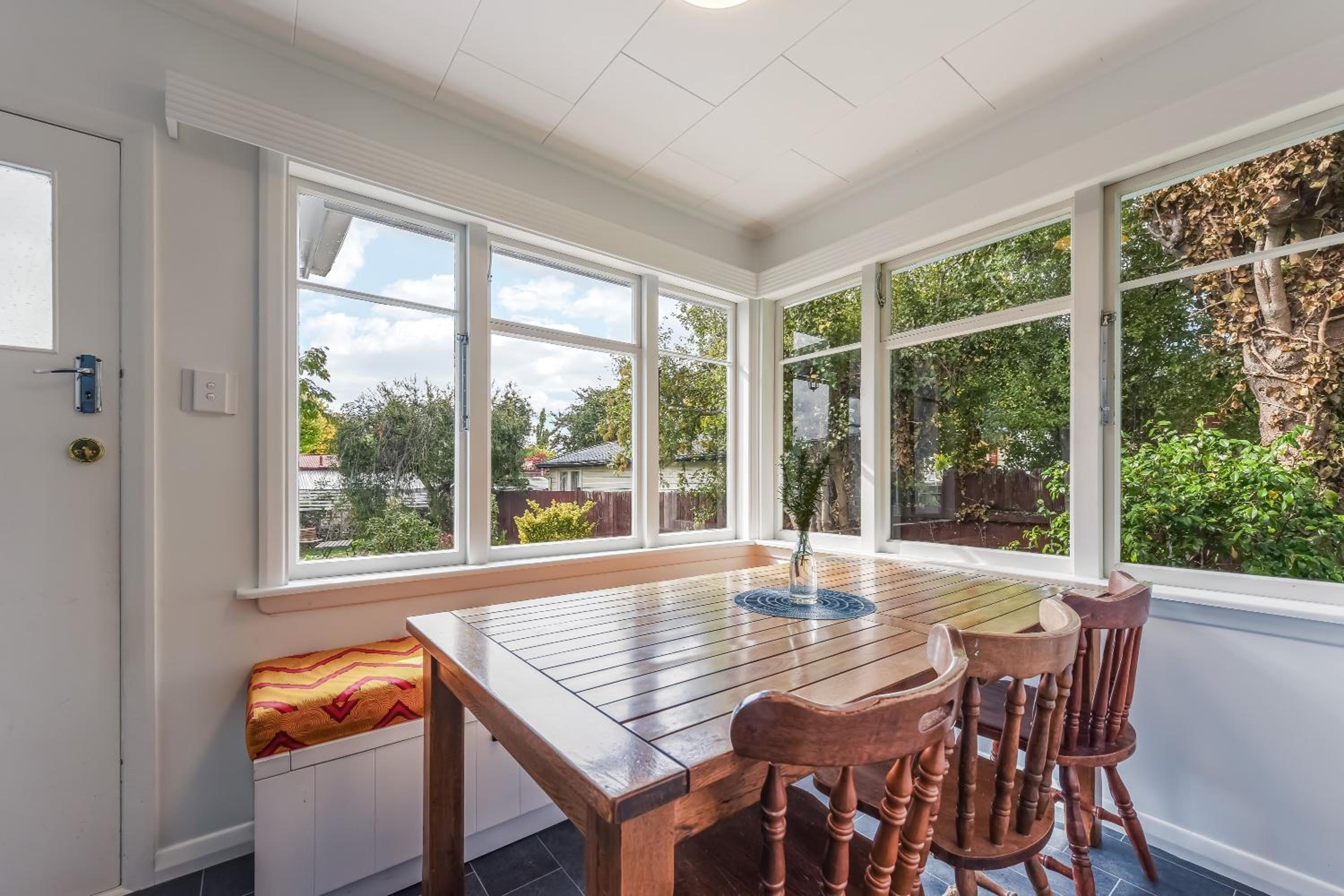 Lush Oasis - Blenheim Holiday Home