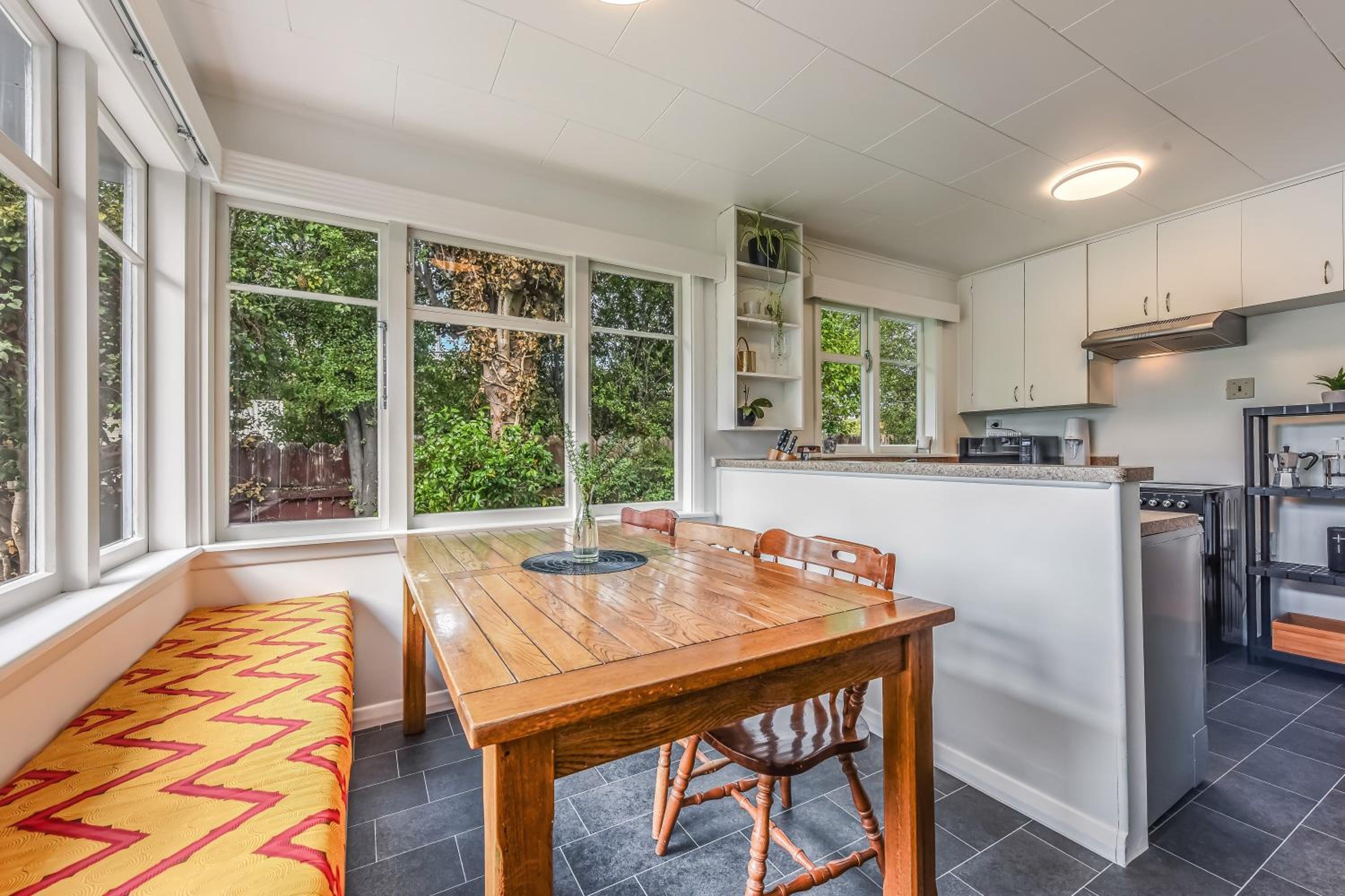 Lush Oasis - Blenheim Holiday Home