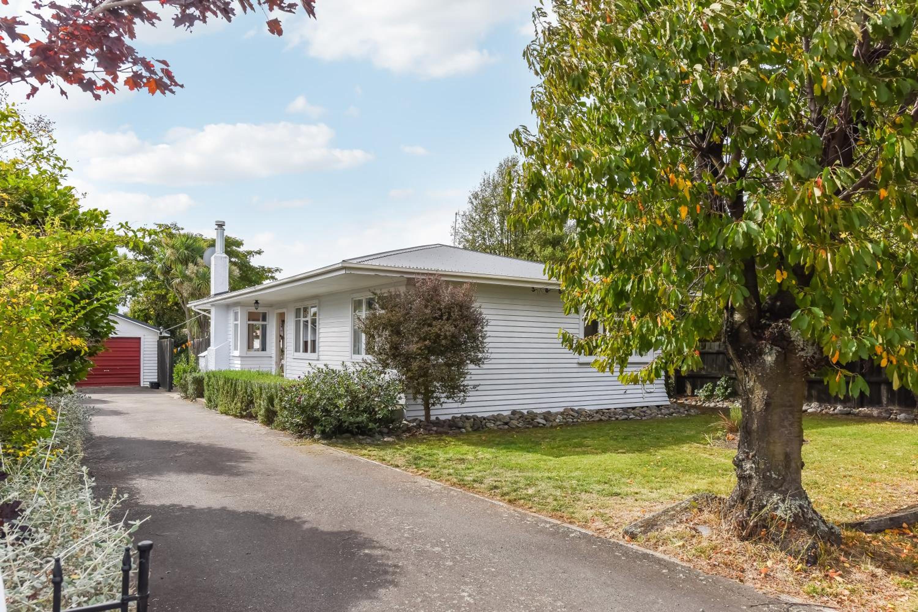Lush Oasis - Blenheim Holiday Home