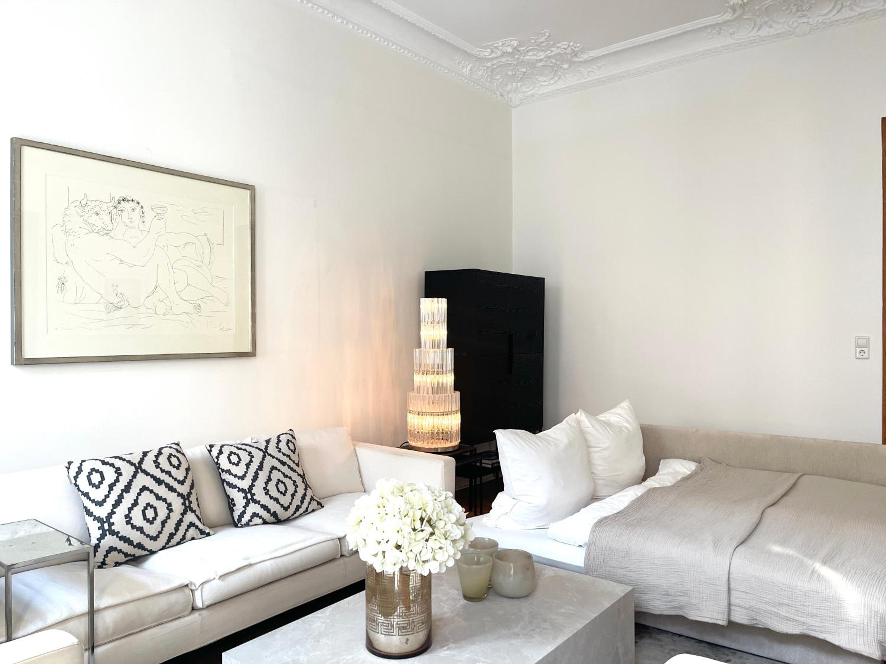 Fantastic apartment in prime location - city center west