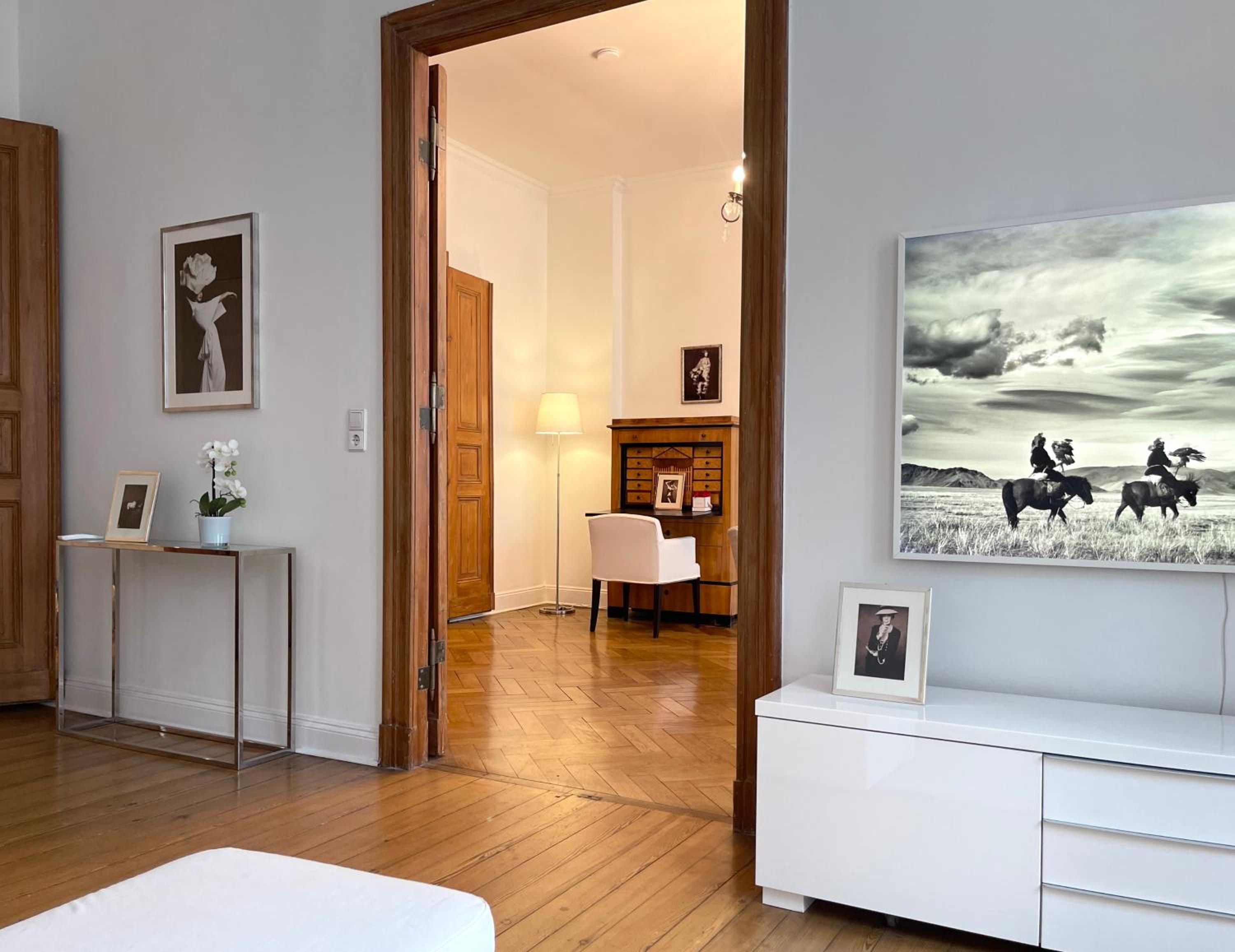 Fantastic apartment in prime location - city center west