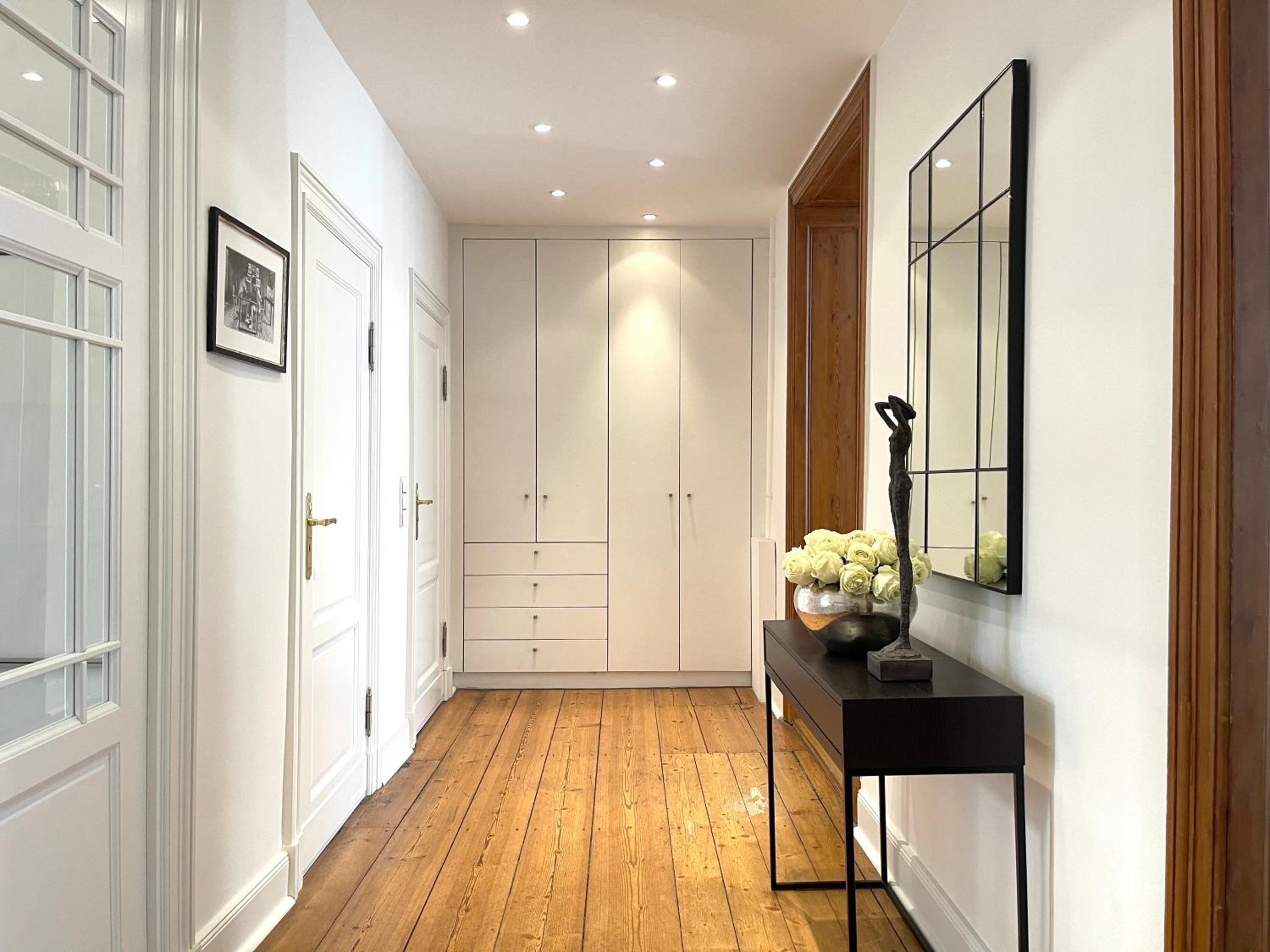 Fantastic apartment in prime location - city center west