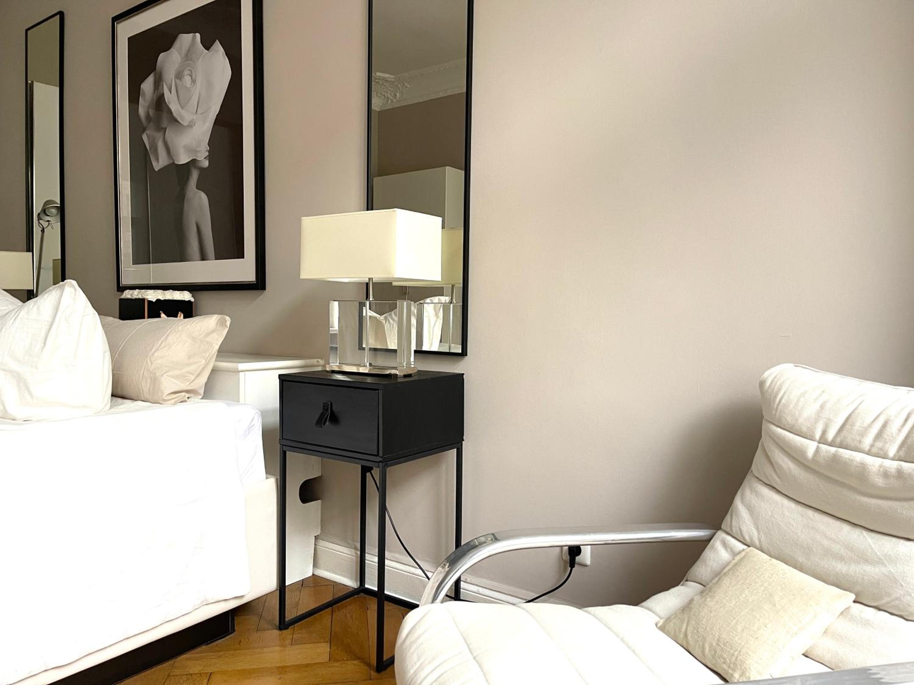 Fantastic apartment in prime location - city center west