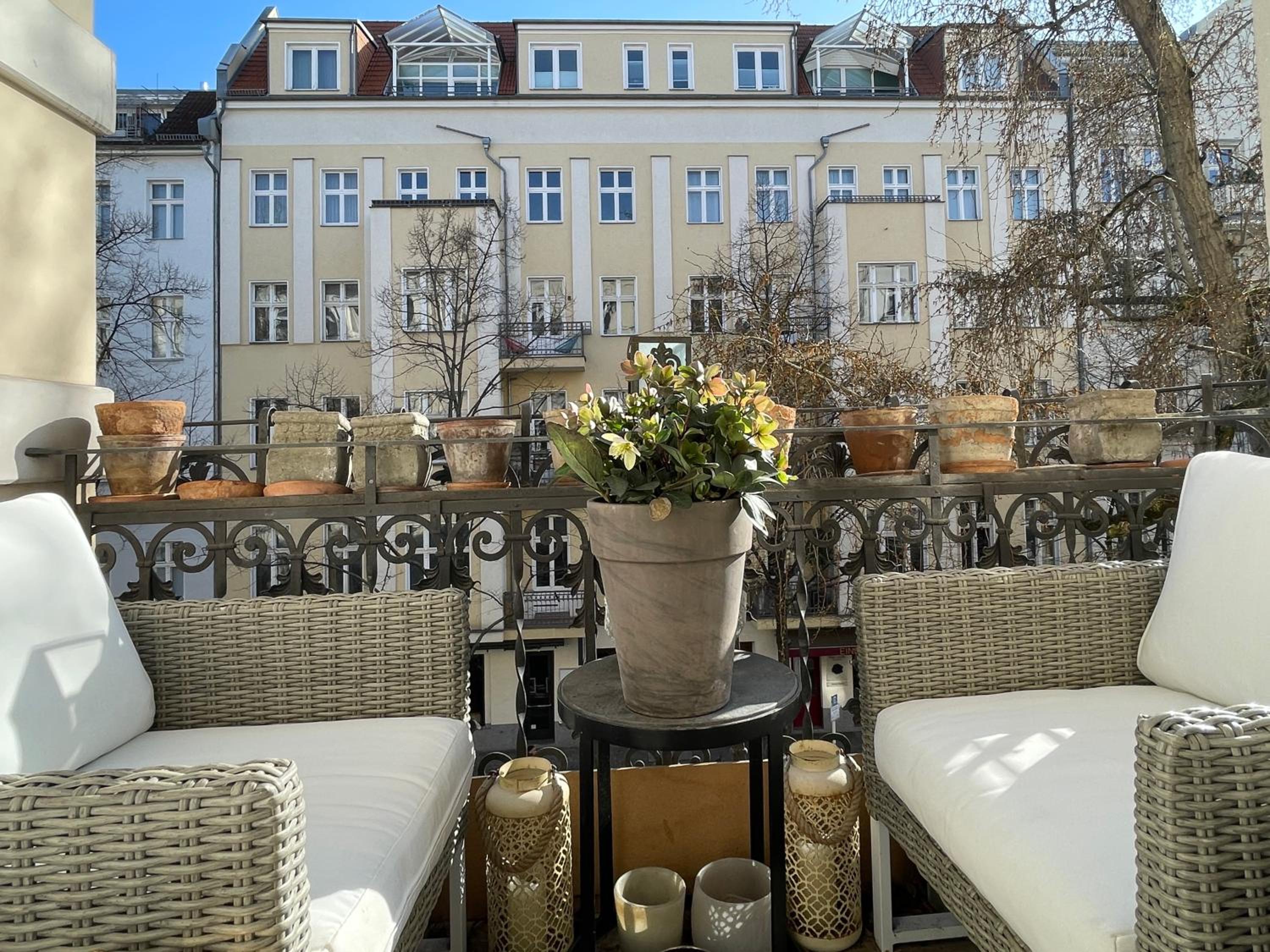 Fantastic apartment in prime location - city center west