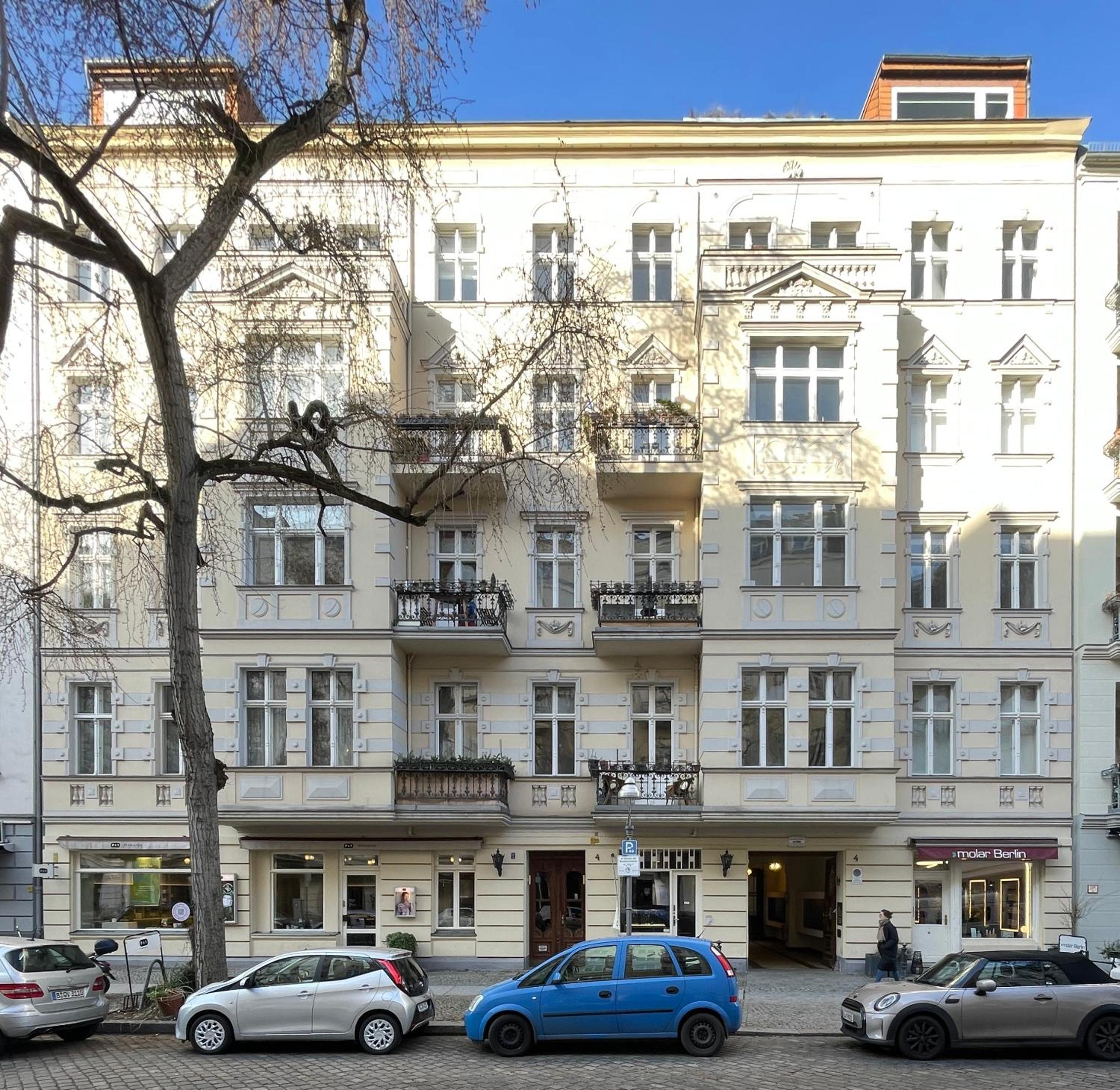 Fantastic apartment in prime location - city center west