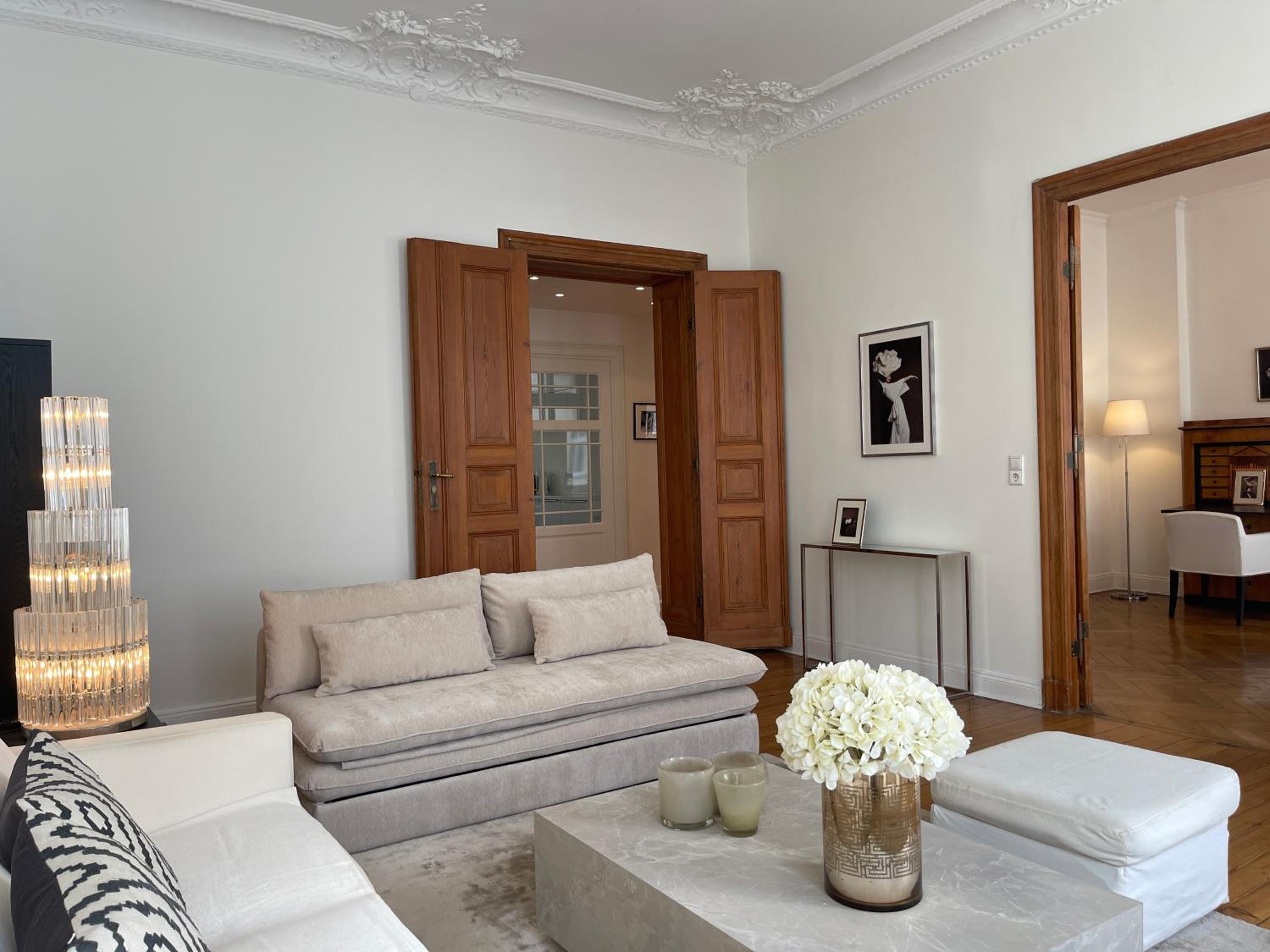 Fantastic apartment in prime location - city center west
