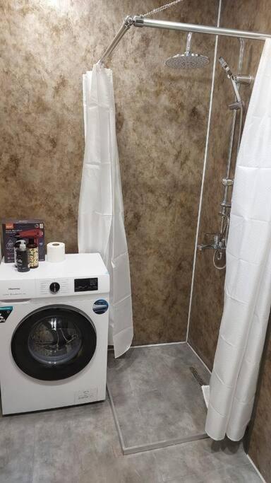 New & Cozy 1BR with balcony Moedani Avlabari view 3