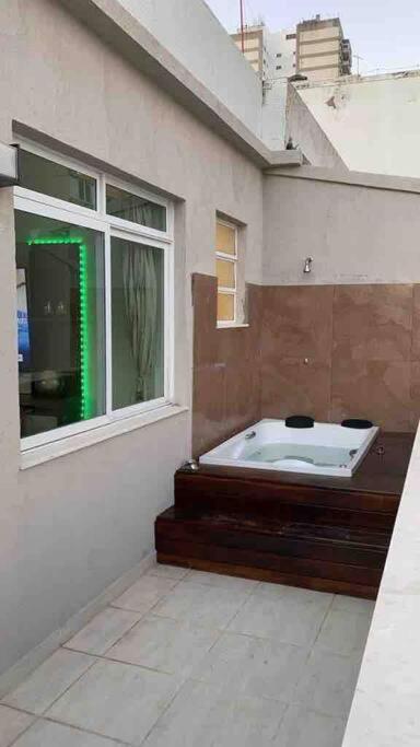 Fantastic Penthouse With Jacuzzy and Ocean View