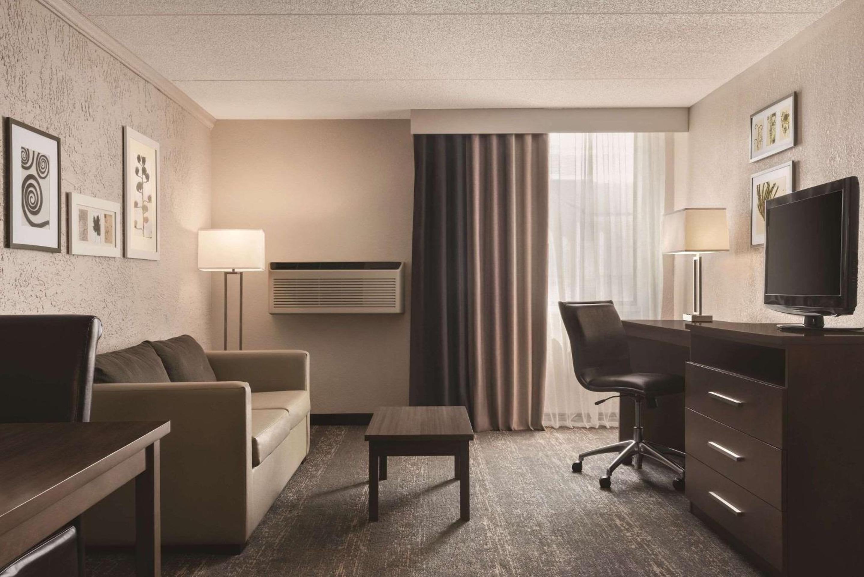 Country Inn  Suites by Radisson, Mt Pleasant-Racine West, WI - Property Image 79