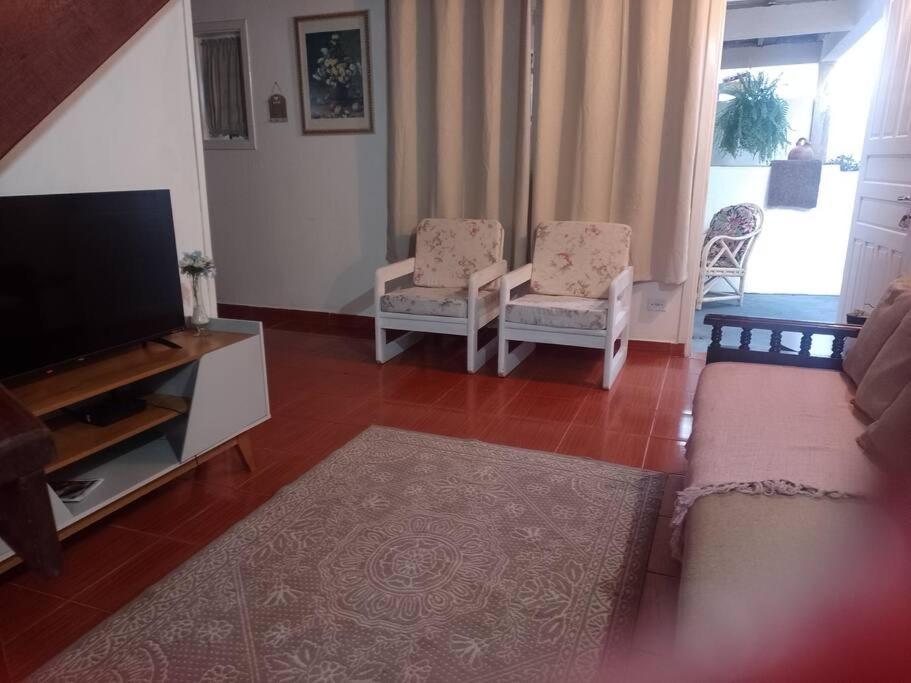 Casa Cerejeiras